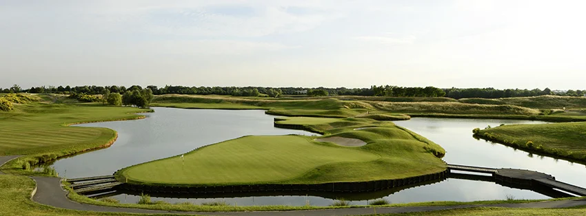 Water is never out of your mind as you play the closing hole on L’Albatros at Le Golf National