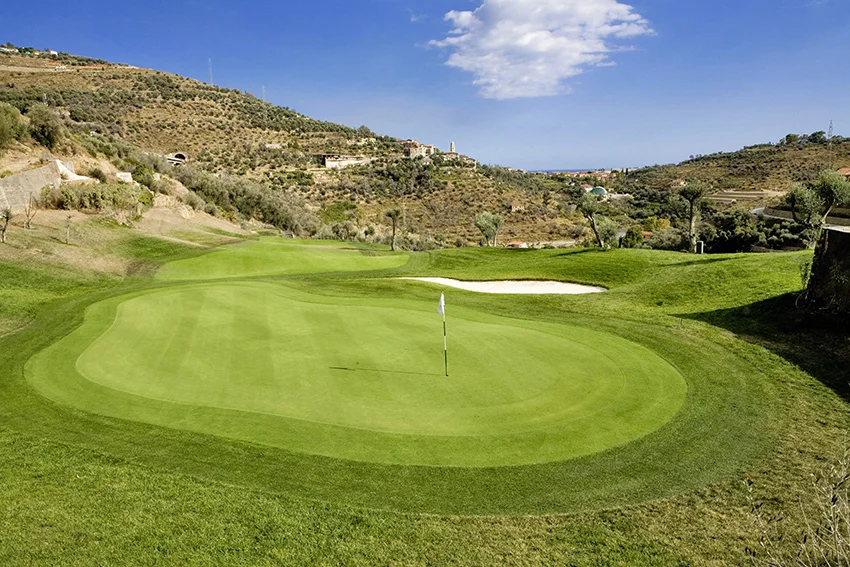 The fine 9-holer at Liguria – Castellano.