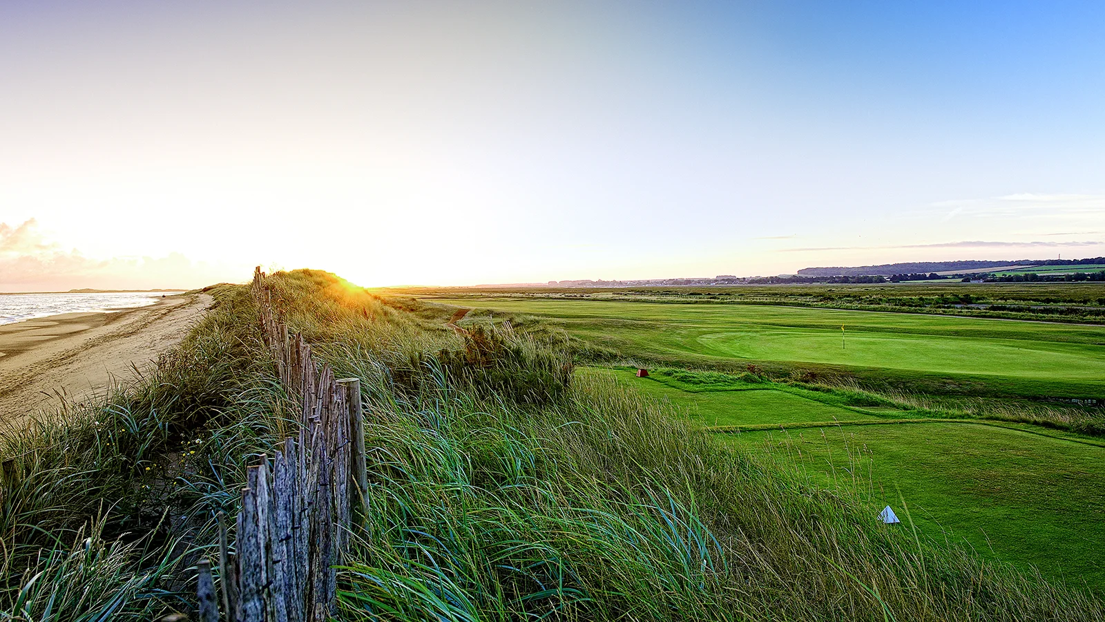 RWN 1st tee dawn (mid).jpg