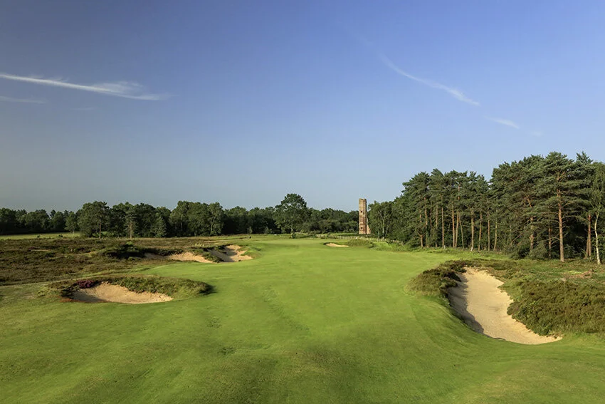 The par-4 4th is another example of Doak’s team removing gorse and increasing the green size to ask more questions of players.