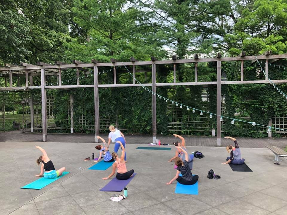 Outdoor yoga 2.jpg