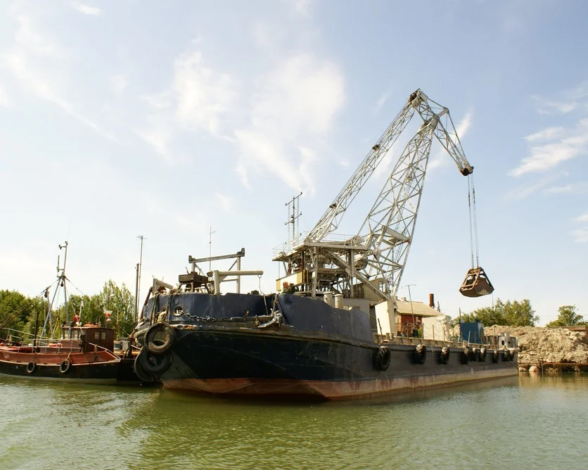 Barge loader