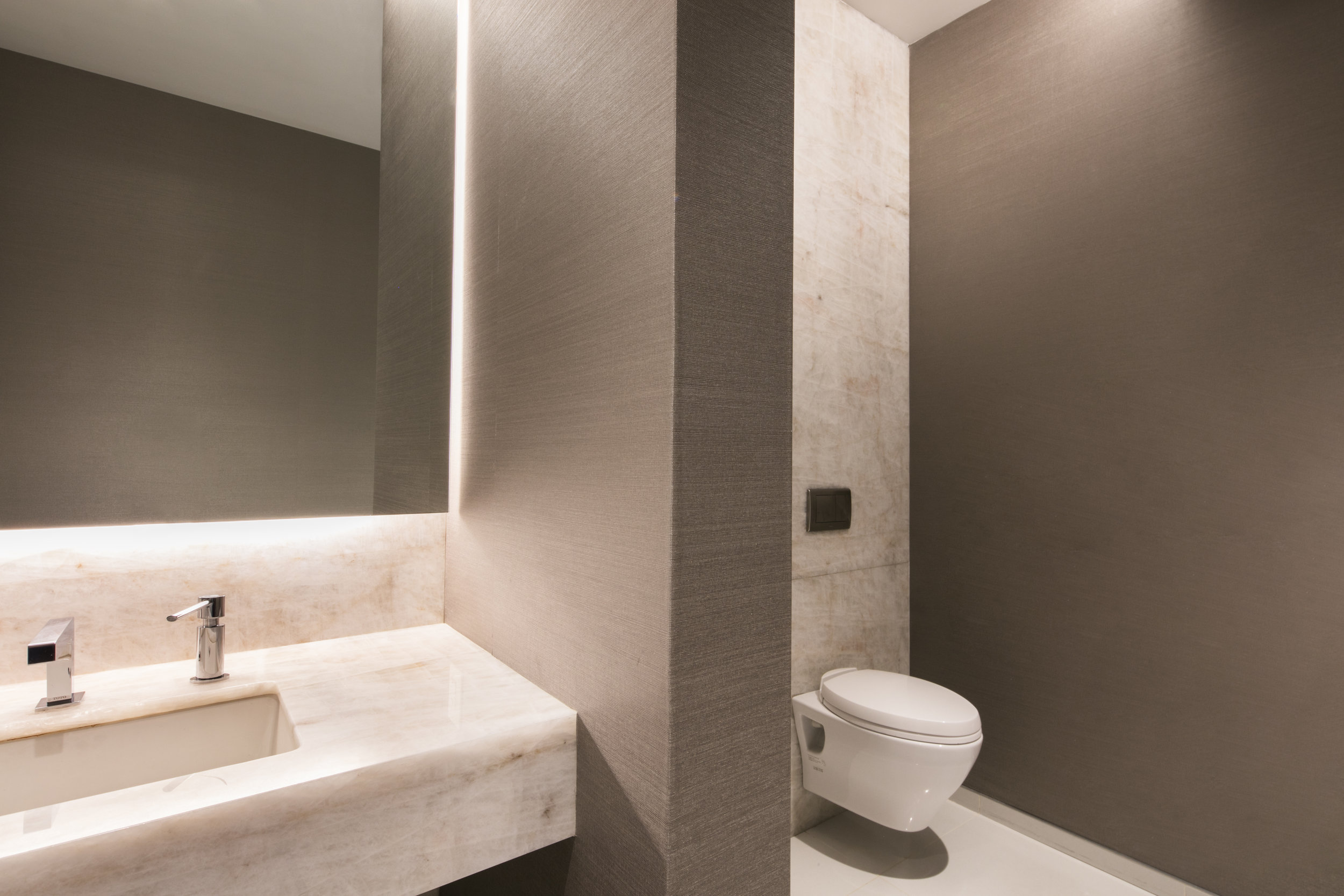 UBS 1285 AoA High Res-25.jpg