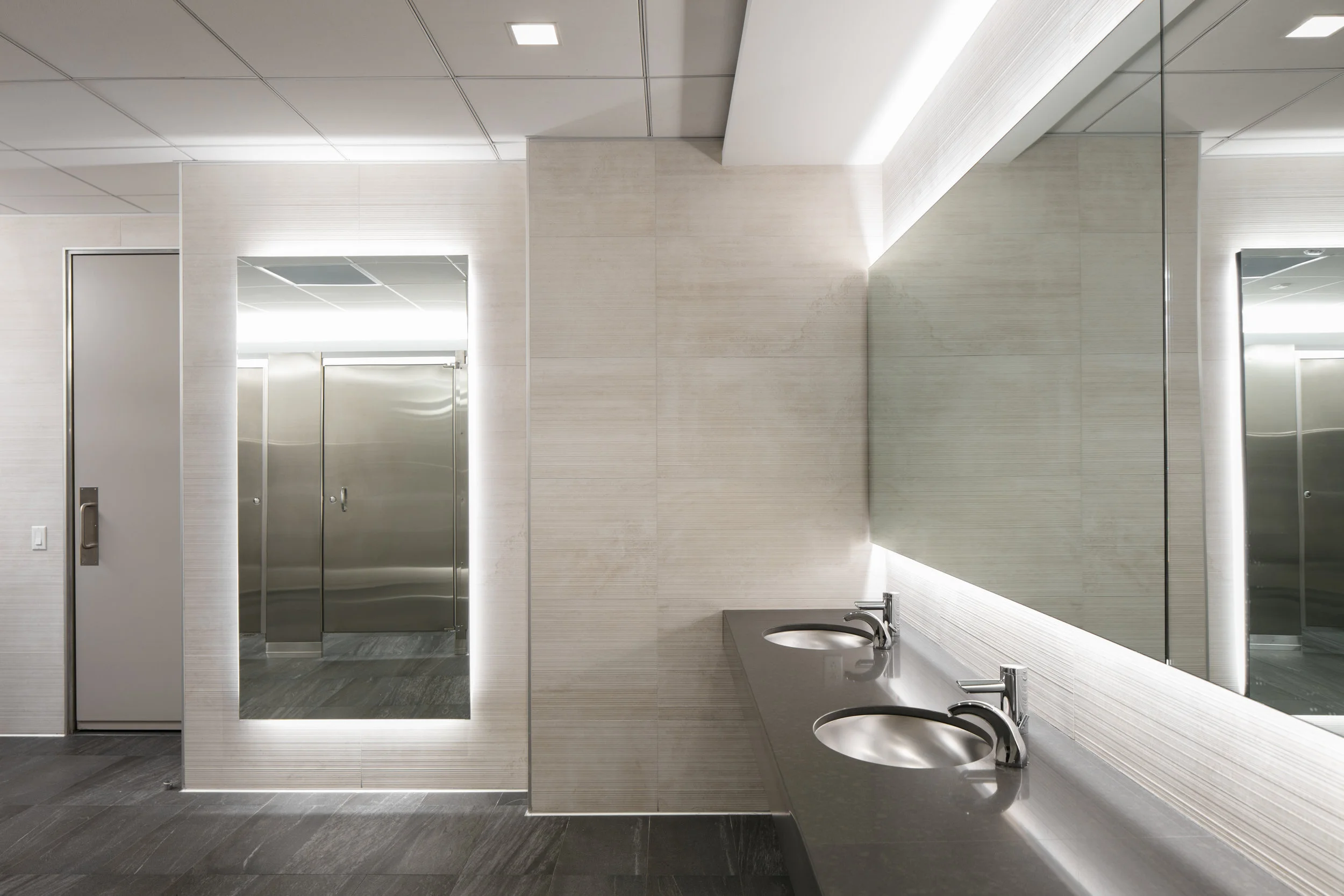 UBS 1285 AoA High Res-29.jpg