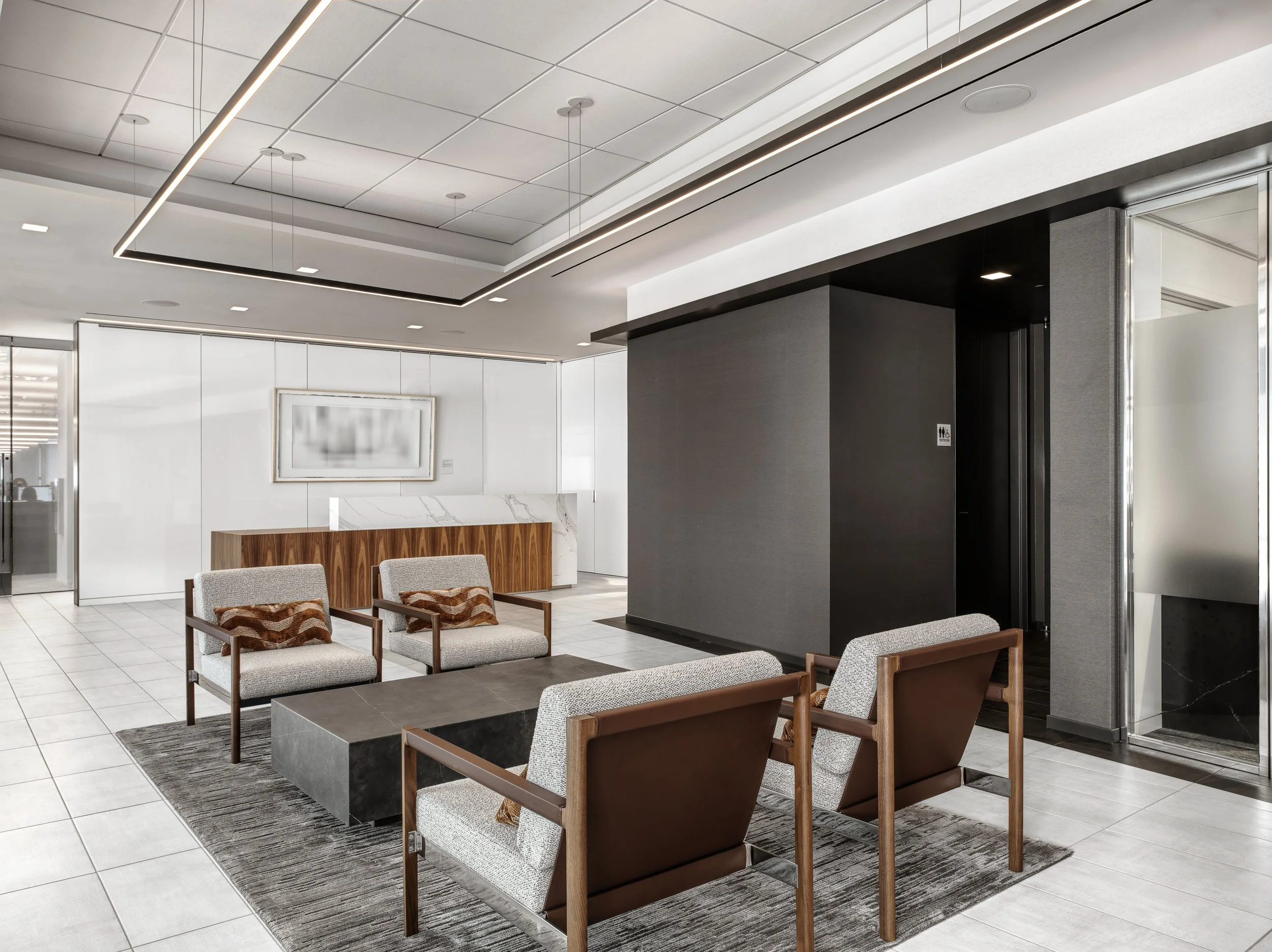 Lobby toward Desk_edited.jpg