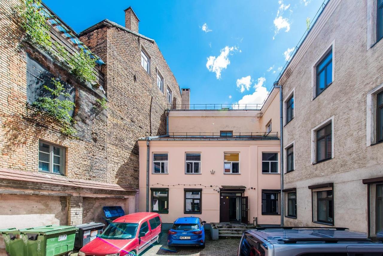Недорогие хостелы Вильнюса_The house Vilnius_здание снаружи.jpg