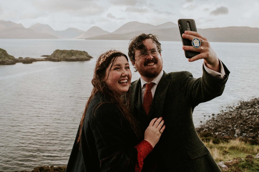 053-skype-elopement-wedding-selfie.jpg