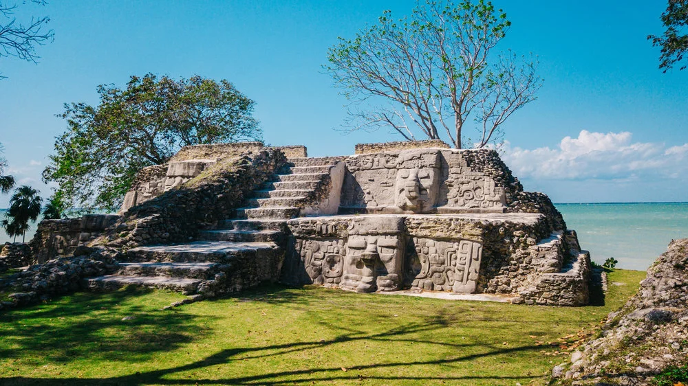 Cerros+Mayan+Ruins.jpg