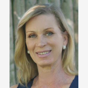 Karen Dillon.png