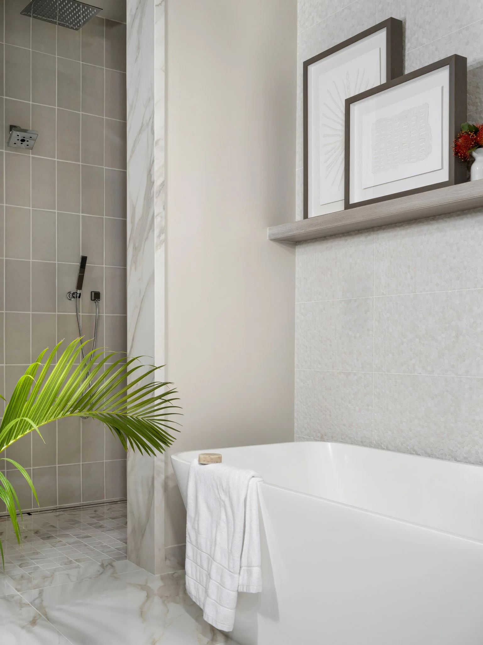 JenniferNichols9_22_22_RusticWhite016.jpg