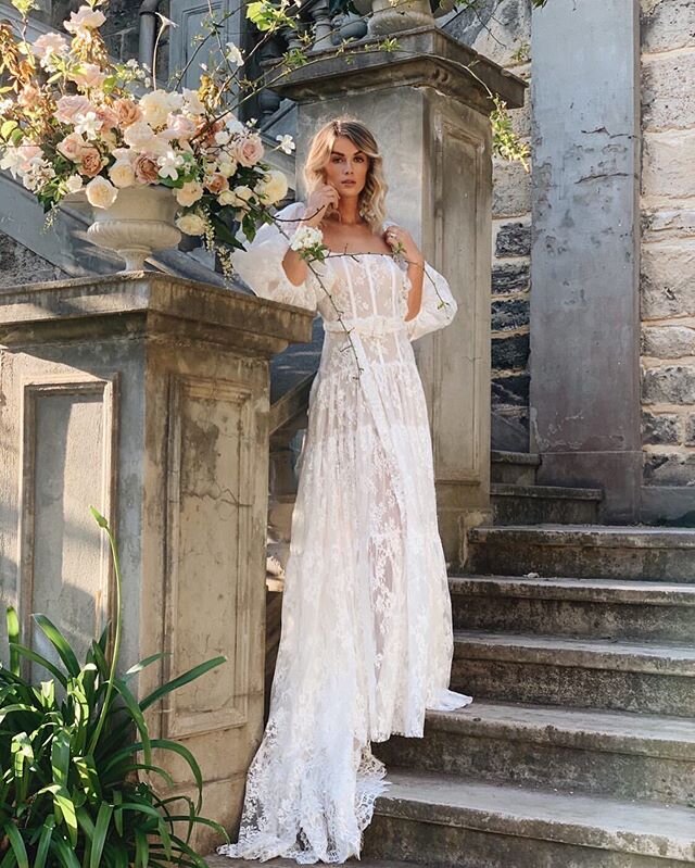 Dreaming of warm summer evenings &amp; beautiful brides.......... 🌞
.
.
.
Photo @katiegrantphoto 
Gown @harriettegordon 
HMUA @theprettyparlour
Model @kiera_ann