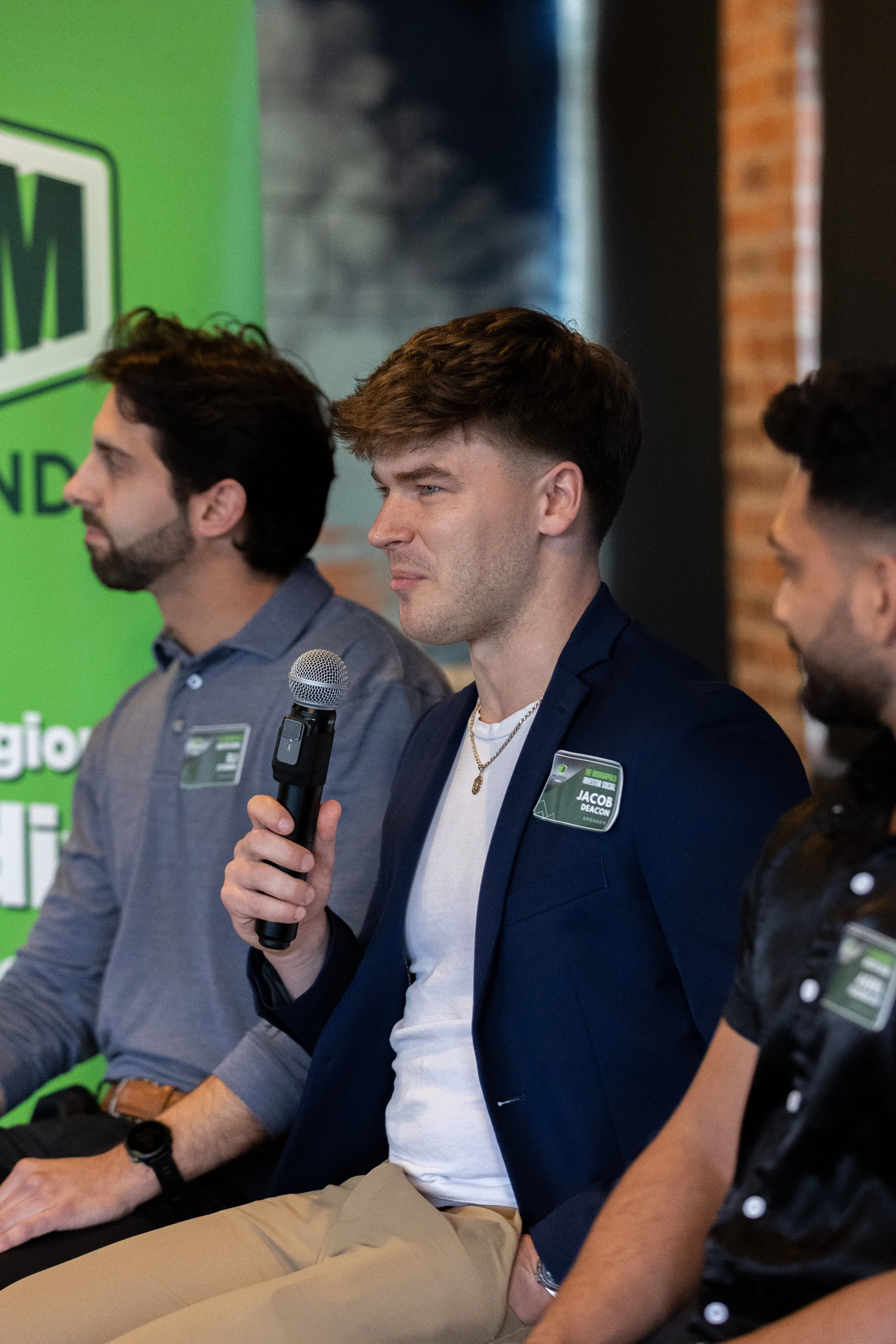 The Investor Social 00035.jpg