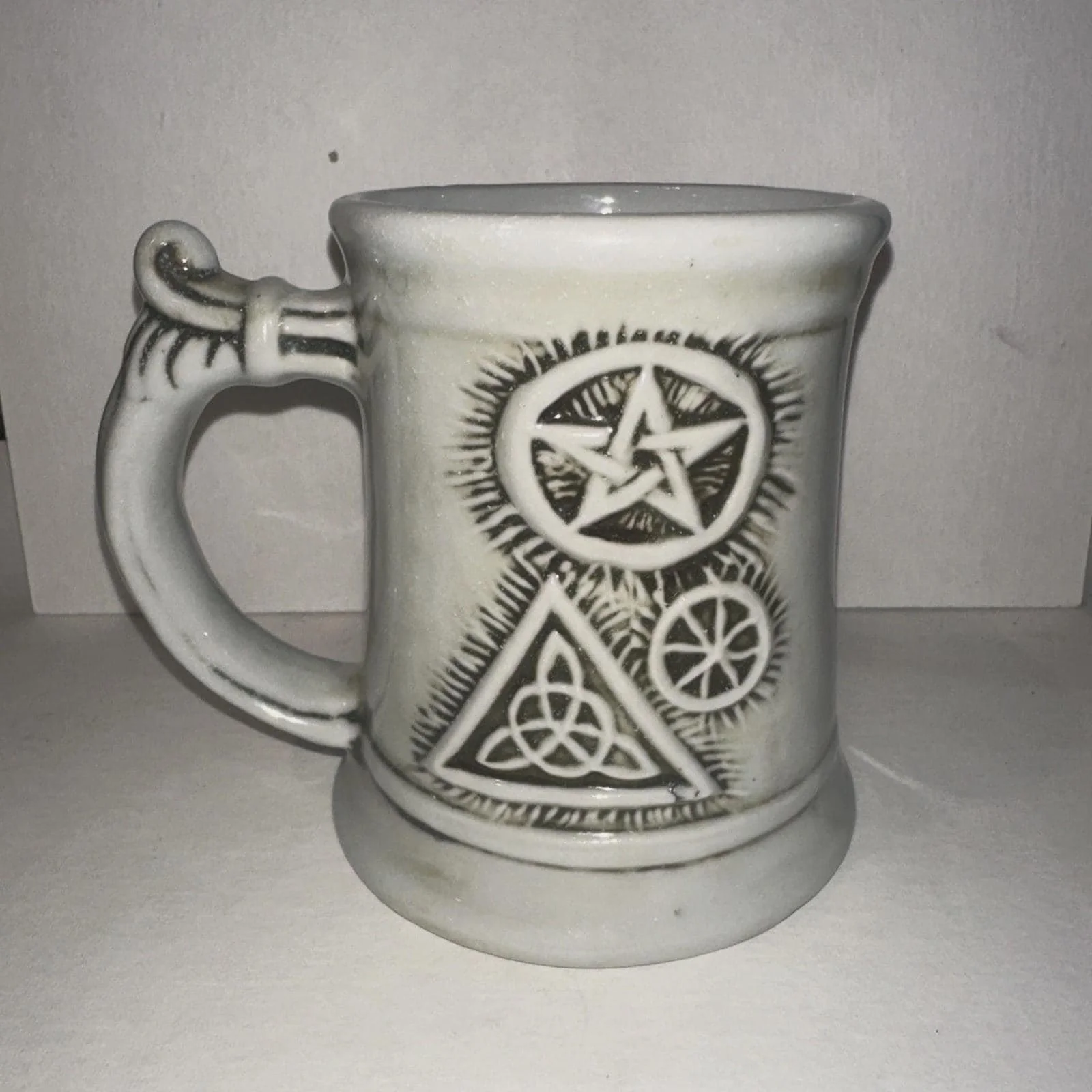 https://i.etsystatic.com/8059587/r/il/b9333c/7975924464/il_fullxfull.7975924464_612k.jpg