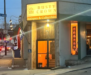 Main Entrance to Rusty Crown Antiques & Collectibles