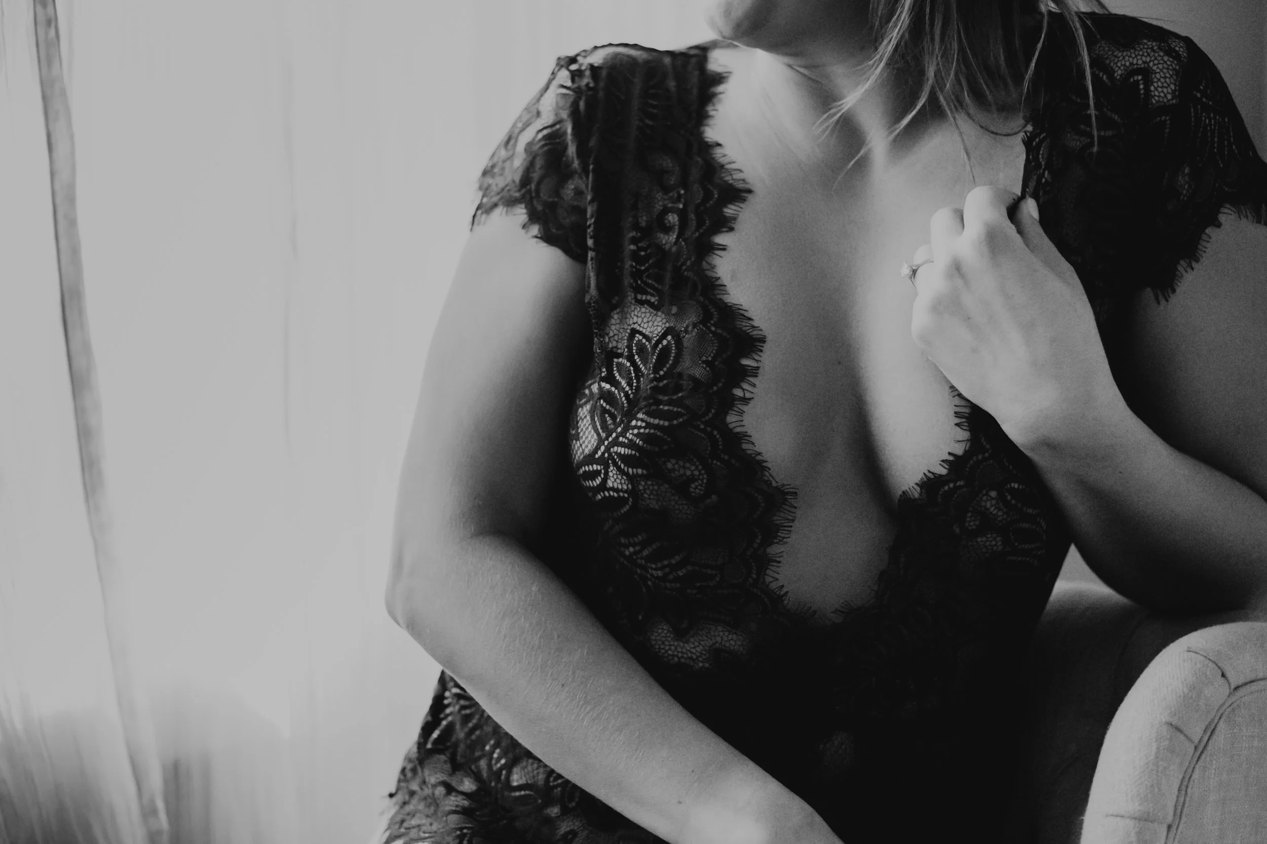 Kate B&W (3 of 11).jpg