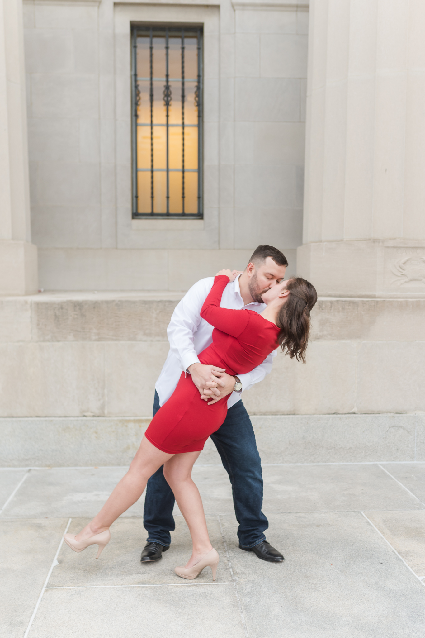 Downtown Indianapolis Engagement Session-12.jpg