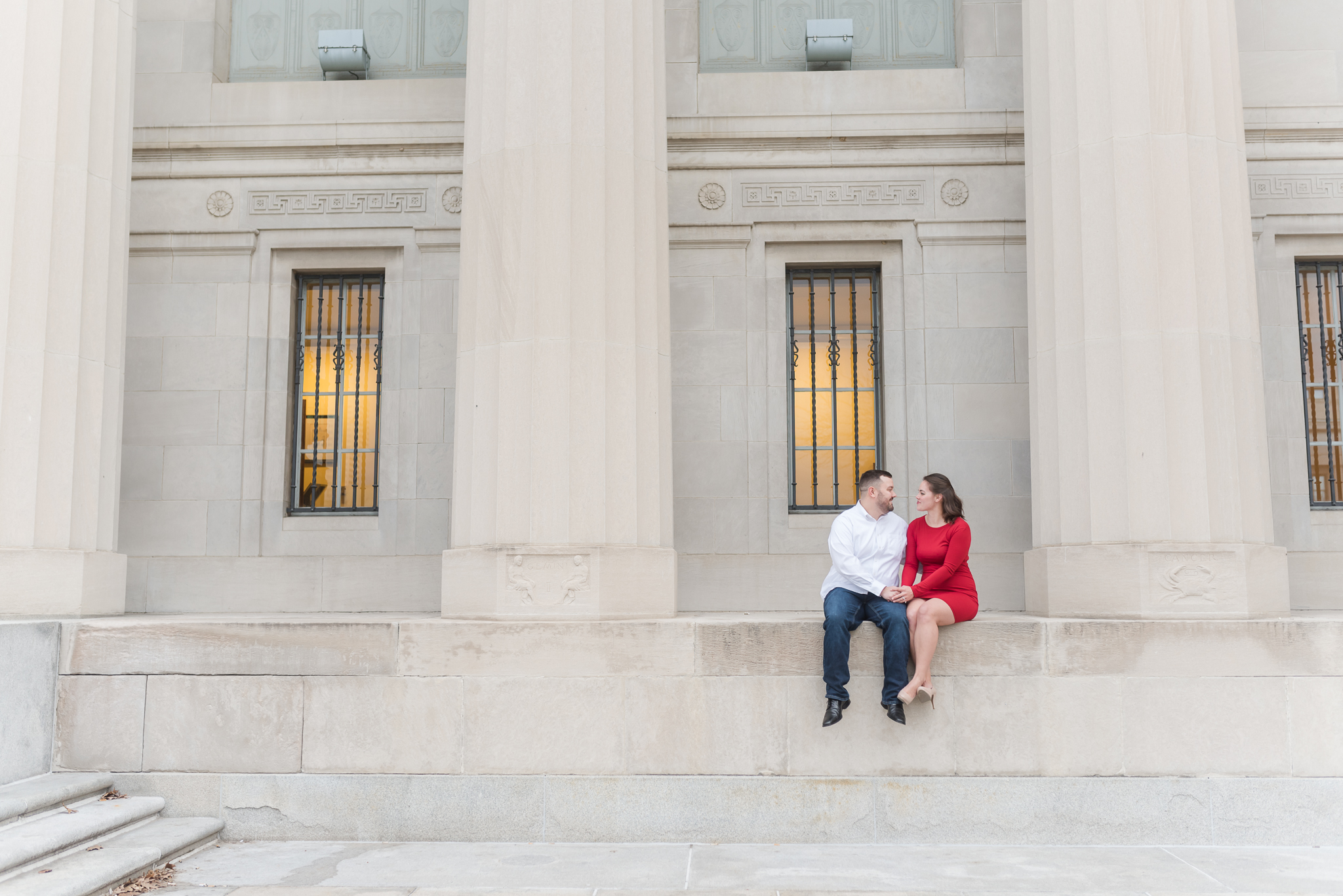 Downtown Indianapolis Engagement Session-14.jpg