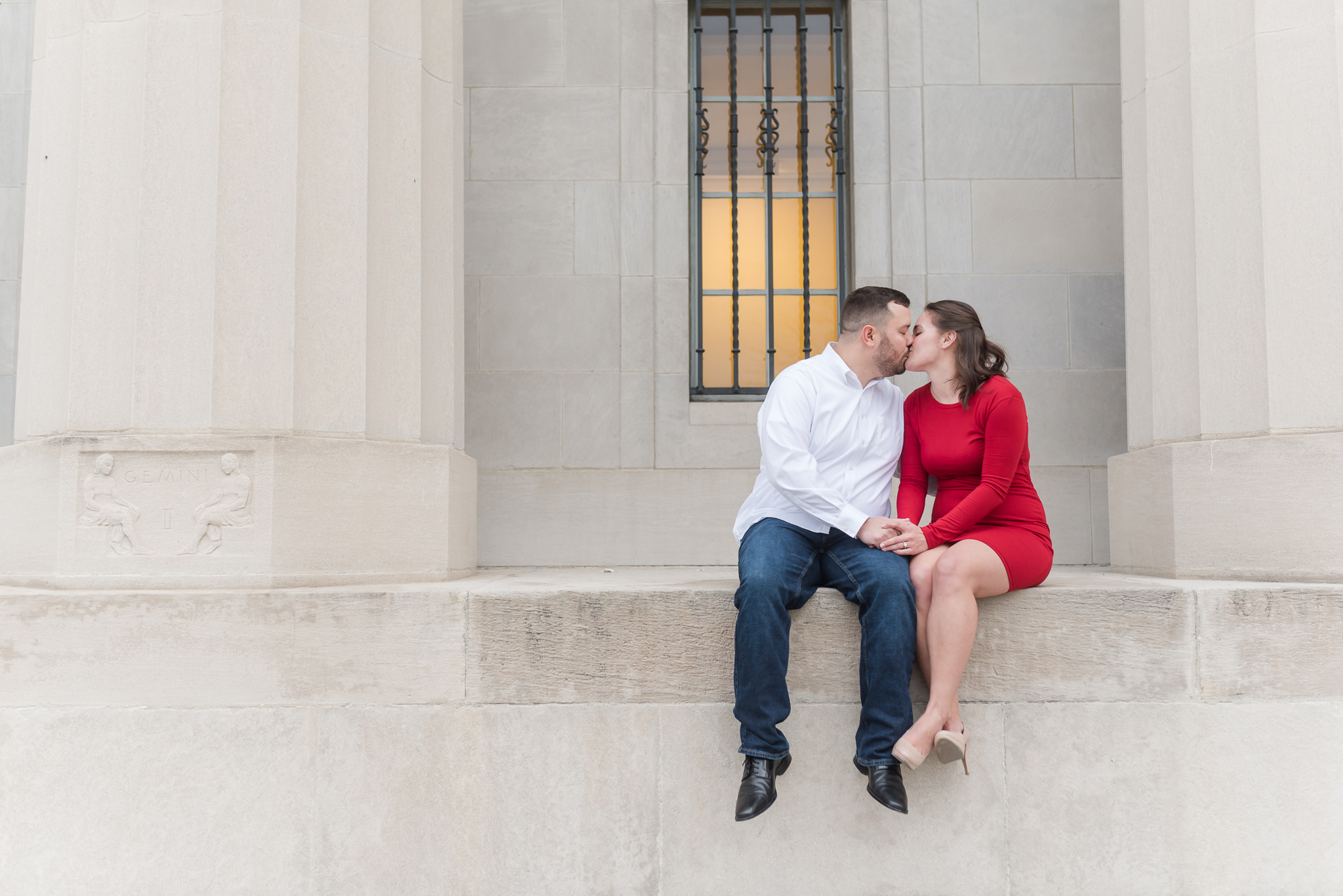 Downtown Indianapolis Engagement Session-17.jpg