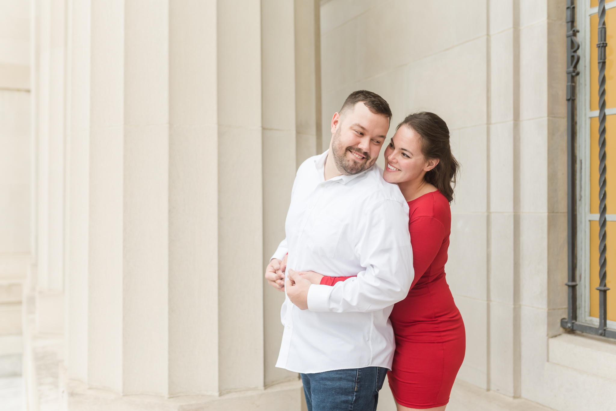 Downtown Indianapolis Engagement Session-21.jpg