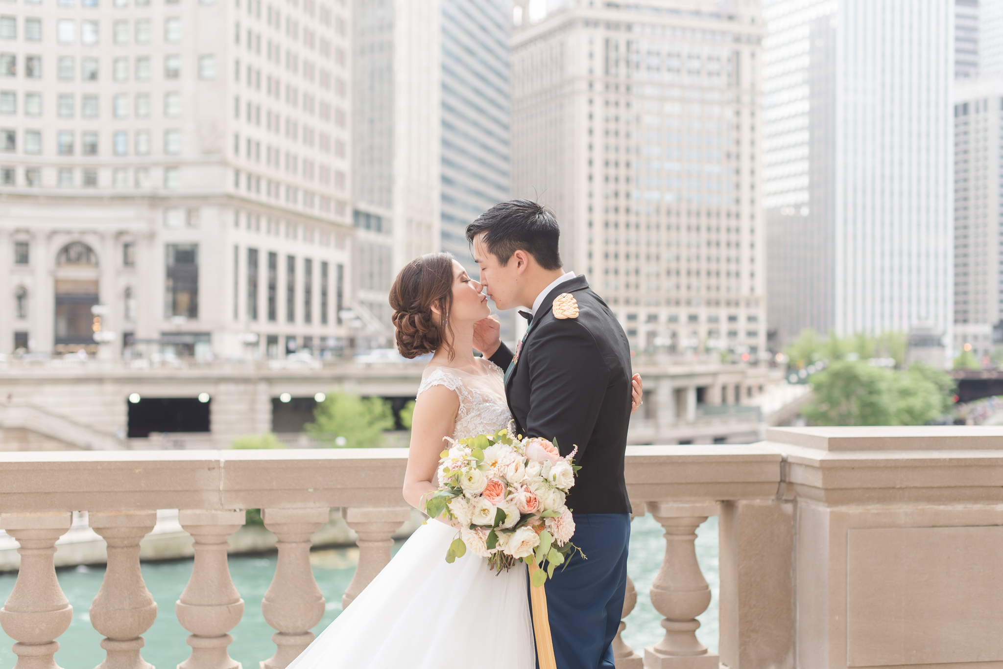 Downtown Chicago Wedding Photographer-107.jpg