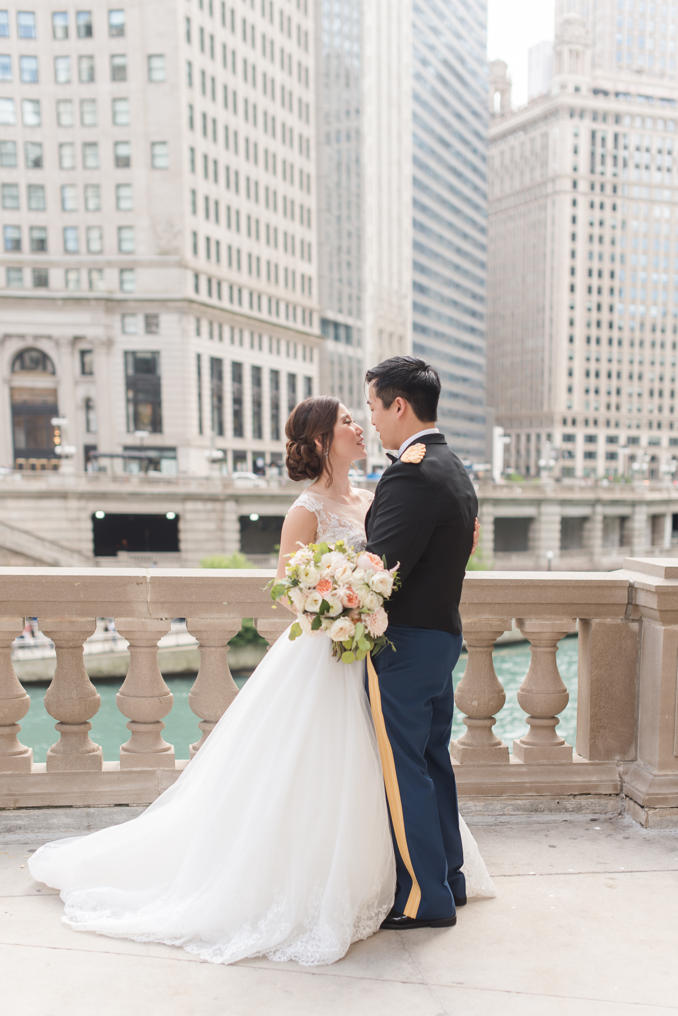 Downtown Chicago Wedding Photographer-109.jpg