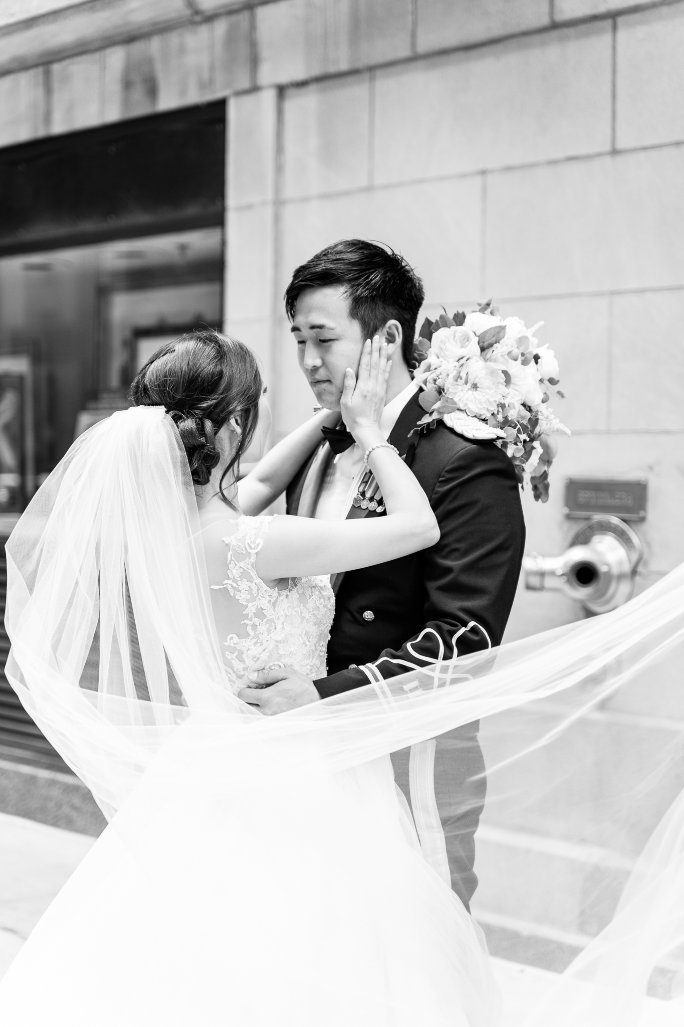 Downtown Chicago Wedding Photographer-160.jpg