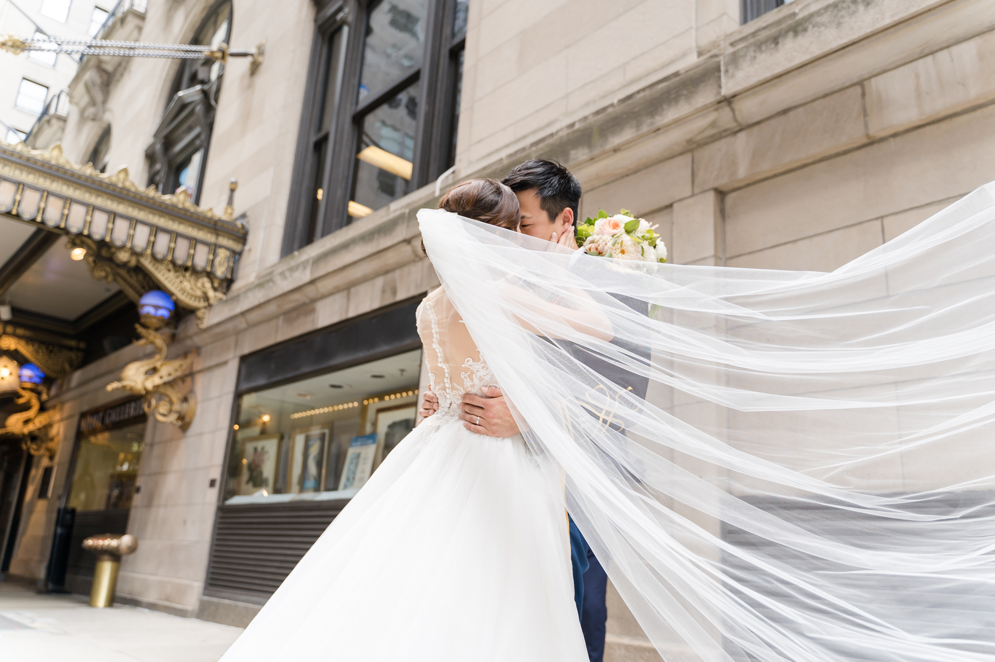 Downtown Chicago Wedding Photographer-163.jpg