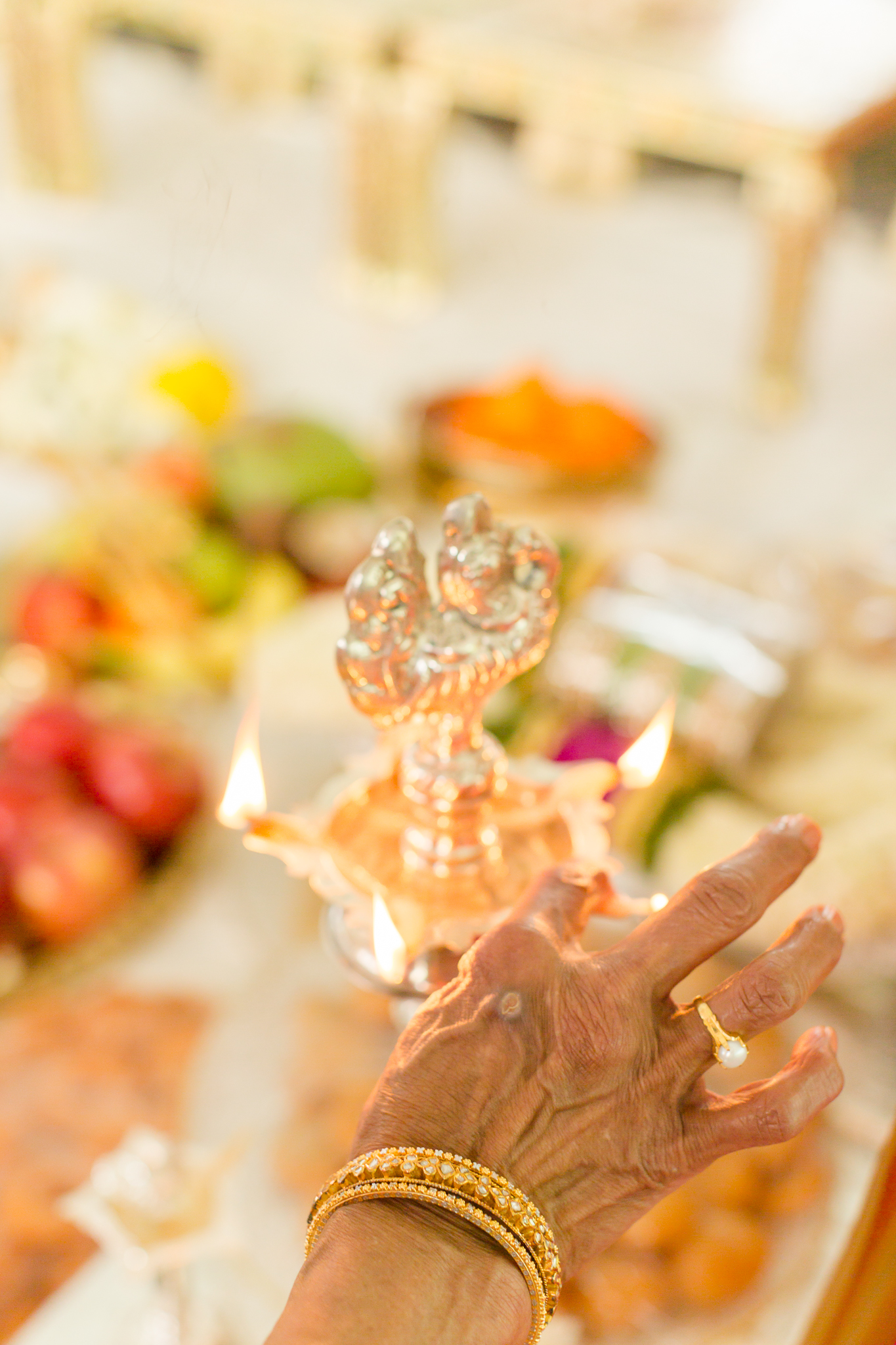 Chicago Hindu Wedding Photographer-64.jpg