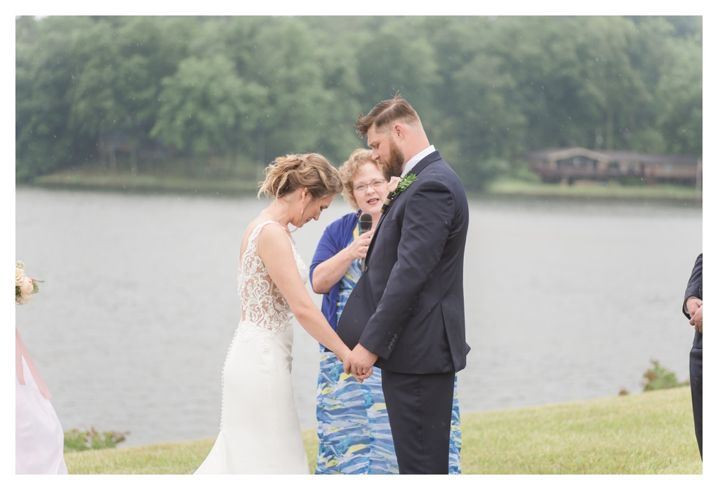 Outdoor Wedding in the Rain_1058.jpg
