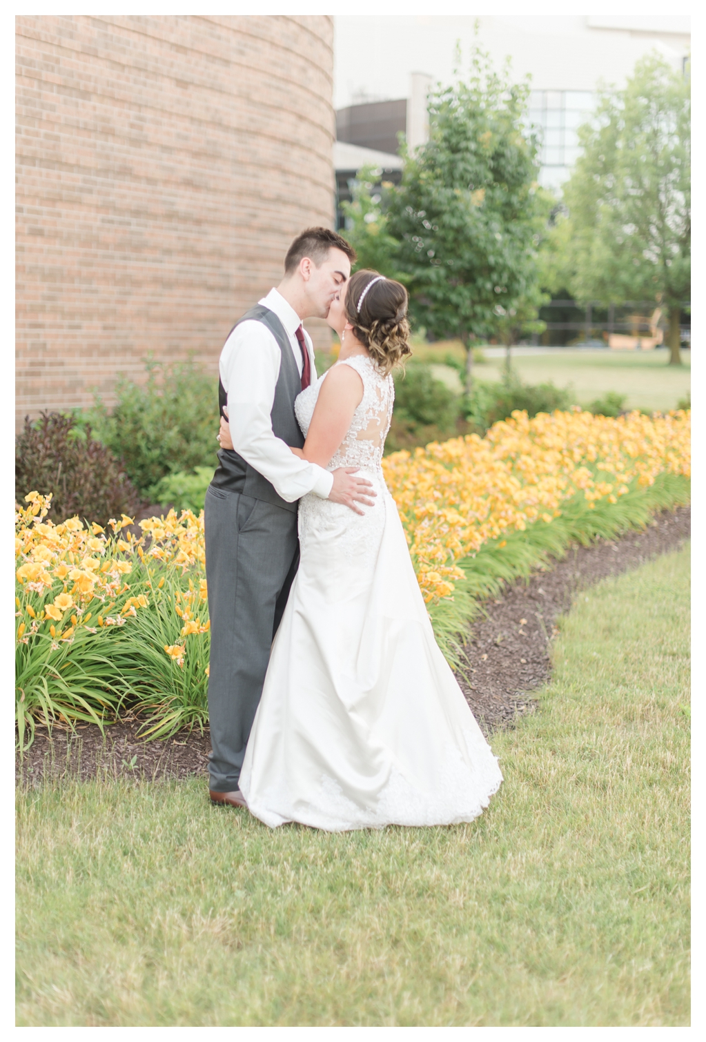 Fort Wayne Wedding Photographers_1476.jpg