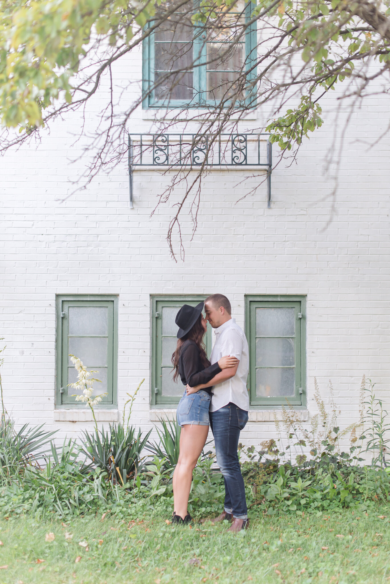 Eagle Creek Engagement Session with Puppy2455.jpg