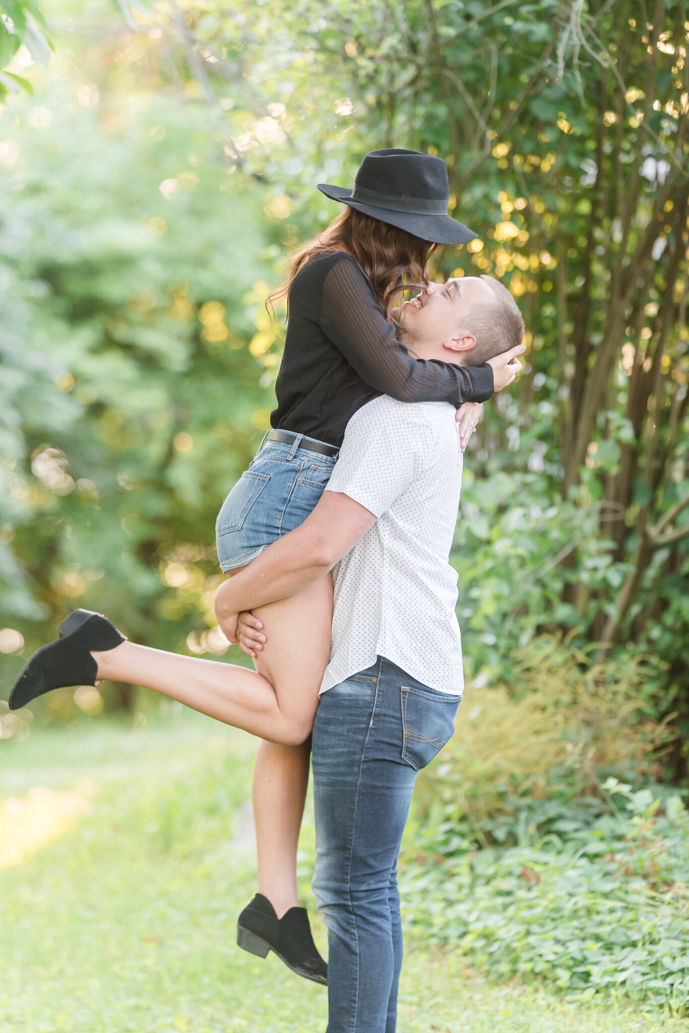 Eagle Creek Engagement Session with Puppy5208.jpg