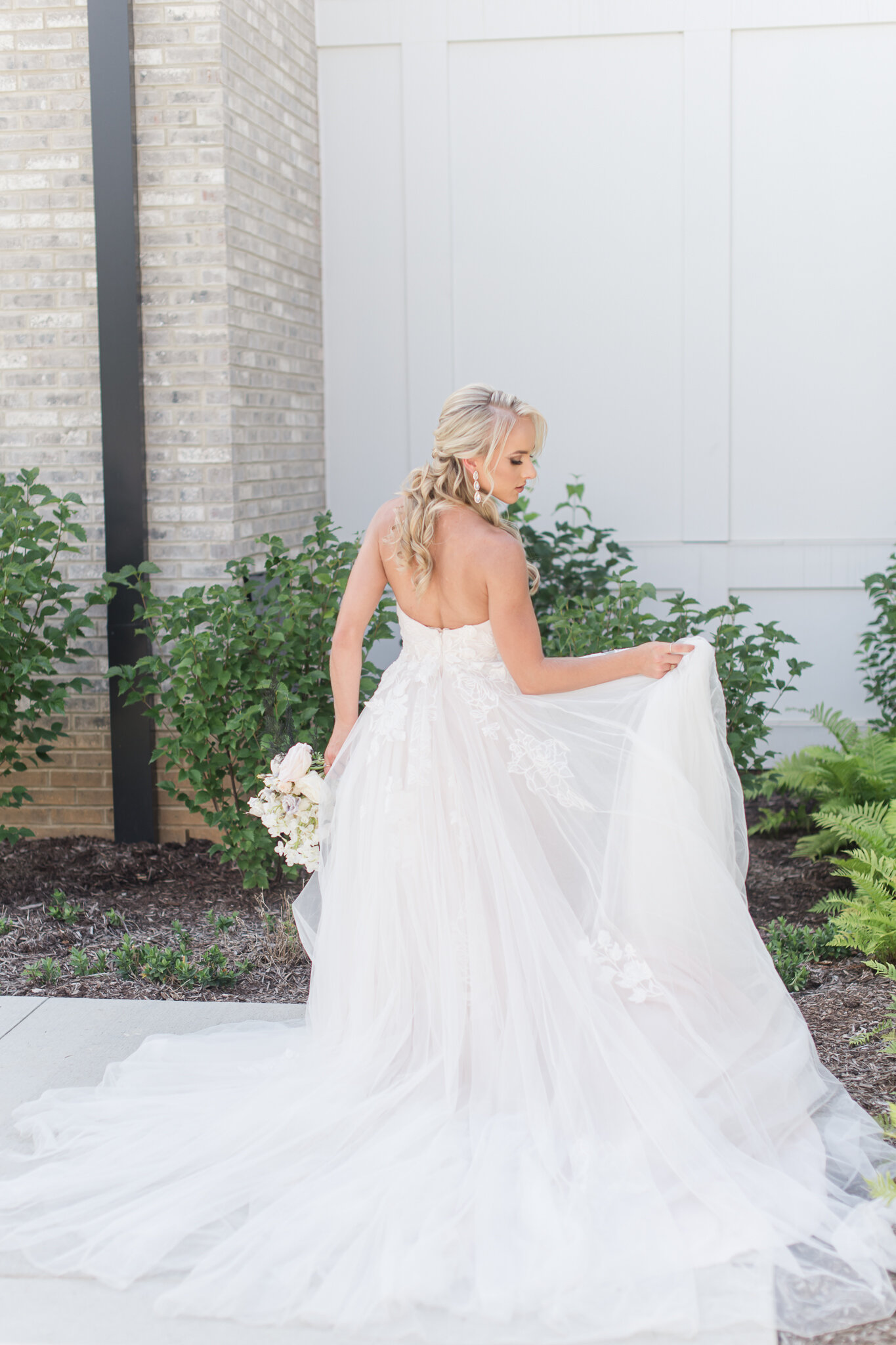 Bridal Portraits at Iron and Ember Carmel Indiana9238.jpg