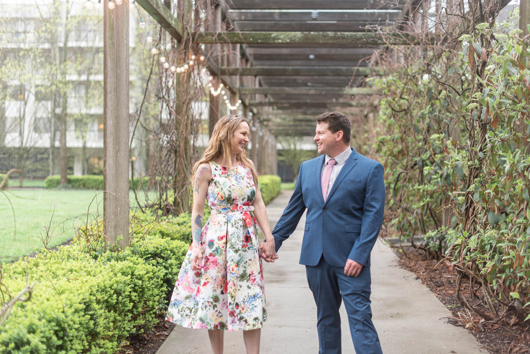 Indianapolis Arts Center Engagement Session-16.jpg