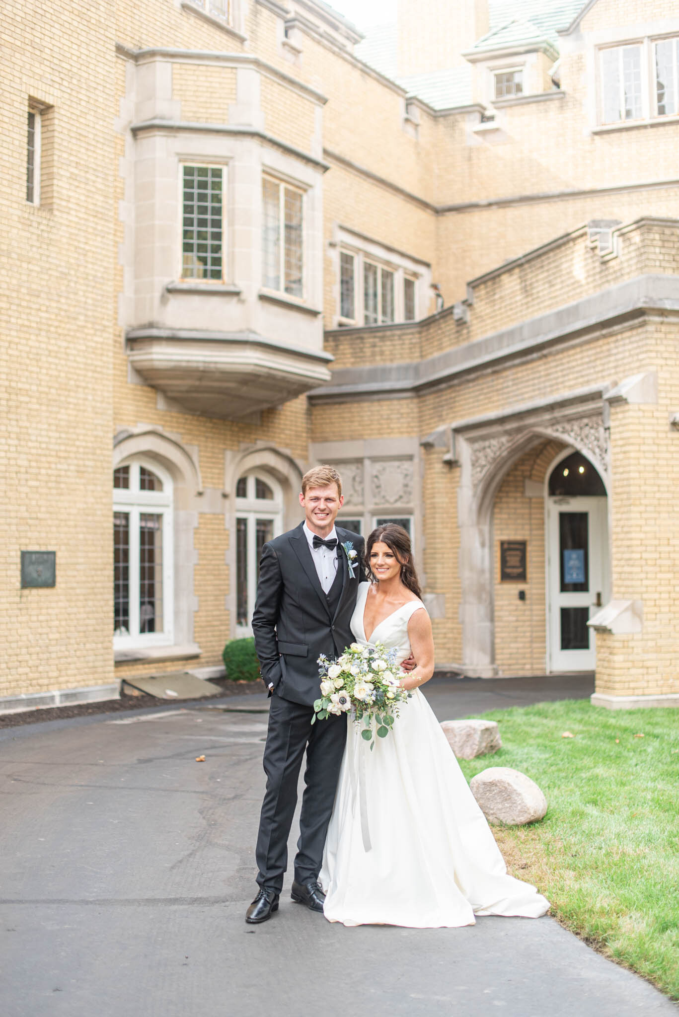 Outdoor Wedding Ceremony and Reception at Laurel Hall Indianapolis-1494.jpg