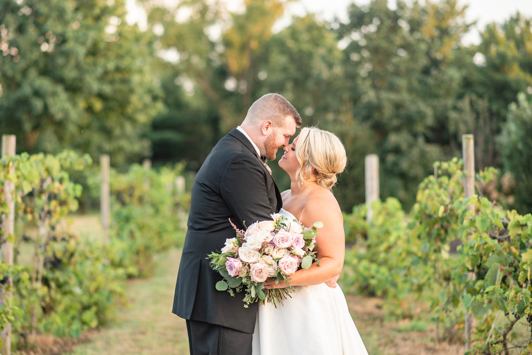 Outdoor Wedding Ceremony at Finley Creek Vineyards-7574.jpg