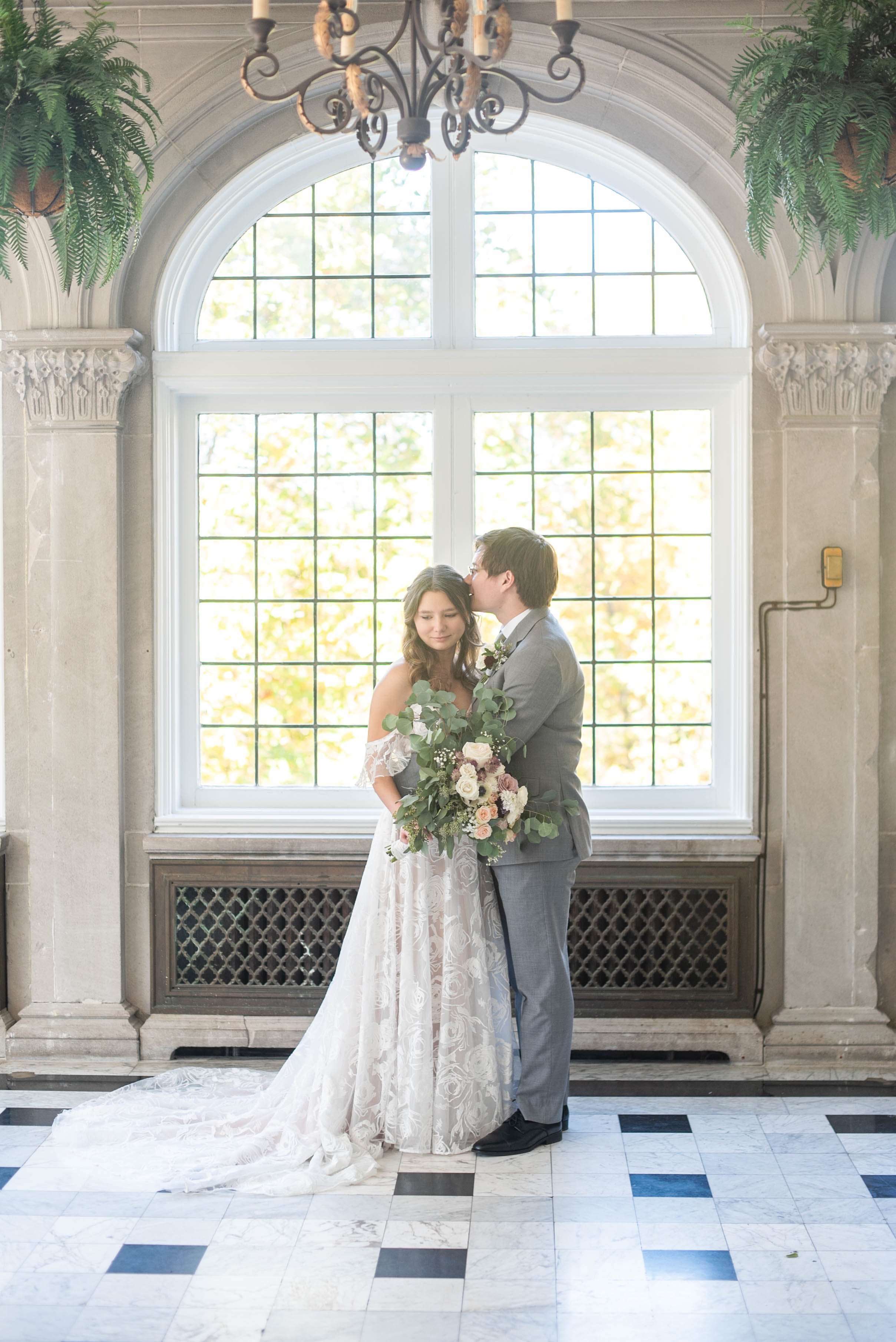 Indoor Fall Wedding at Laurel Hall-1620.jpg