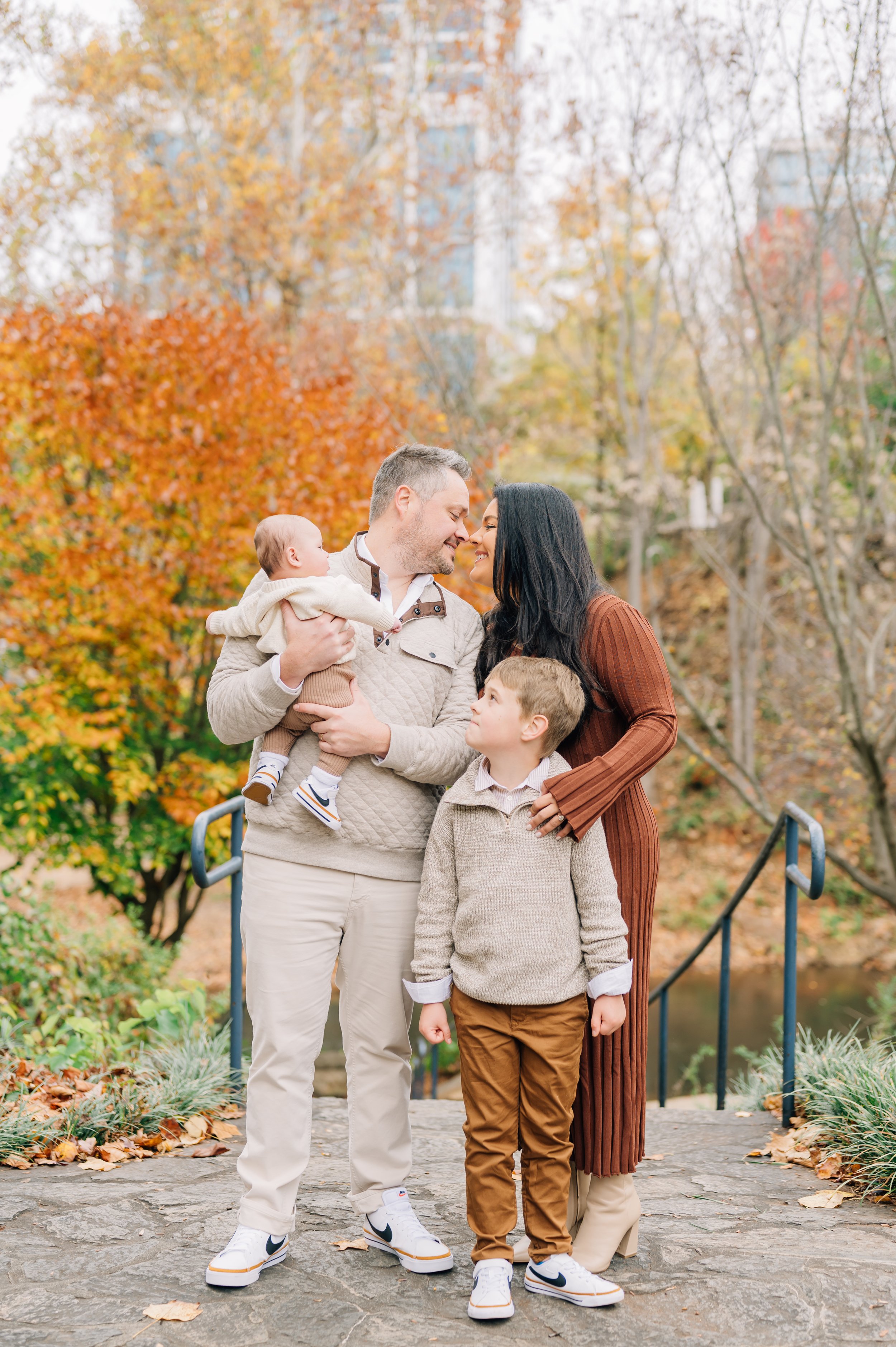 Falls Park Family Photos in Downtown Greenville-6493.jpg