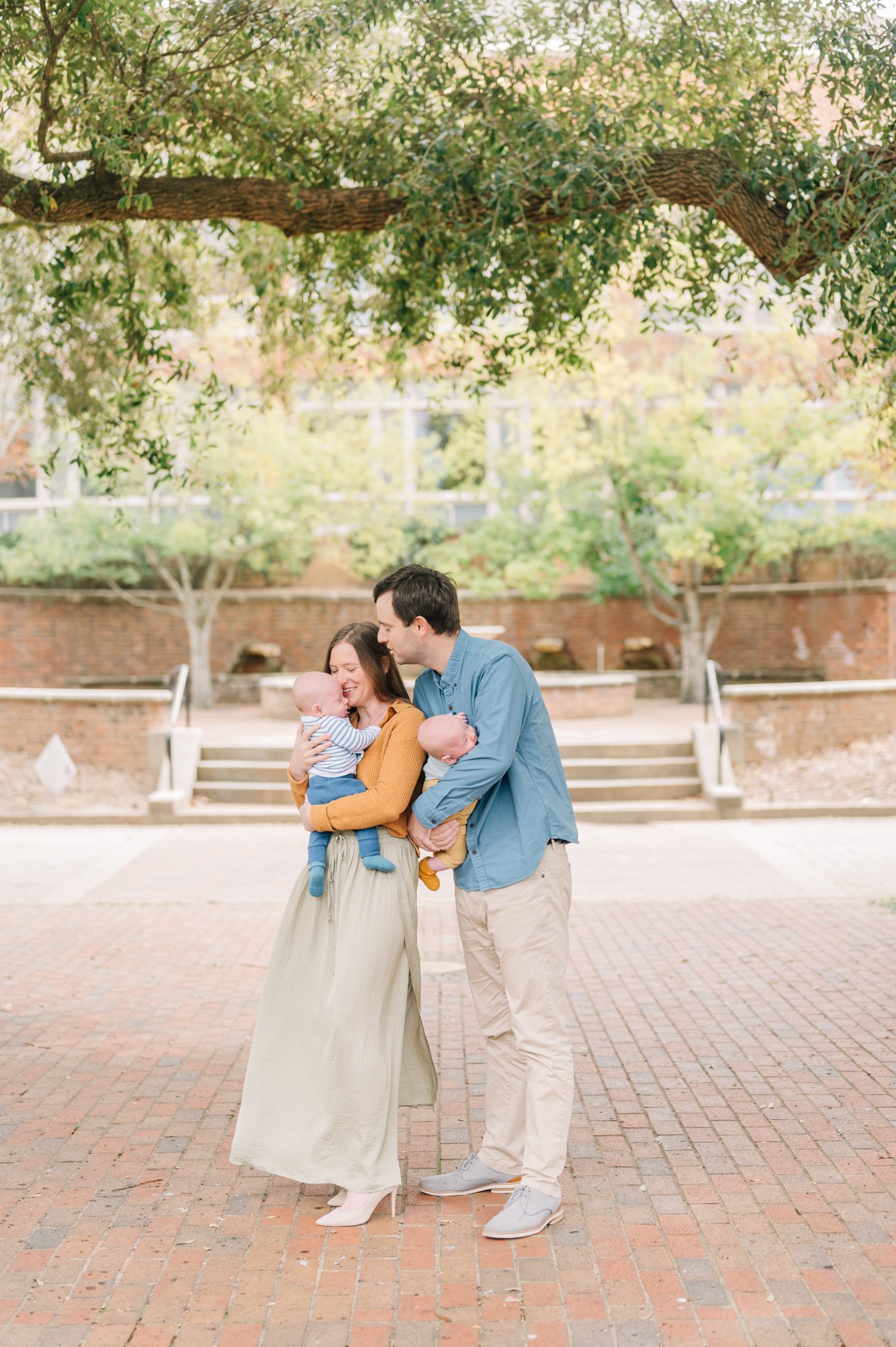 outdoor photoshoot with newborn twins-5334.jpg