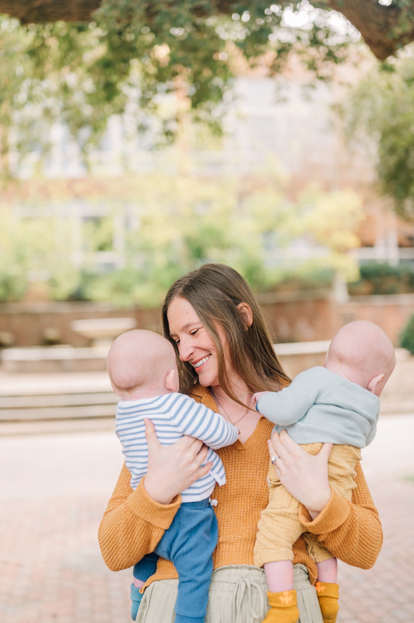 outdoor photoshoot with newborn twins-5484.jpg