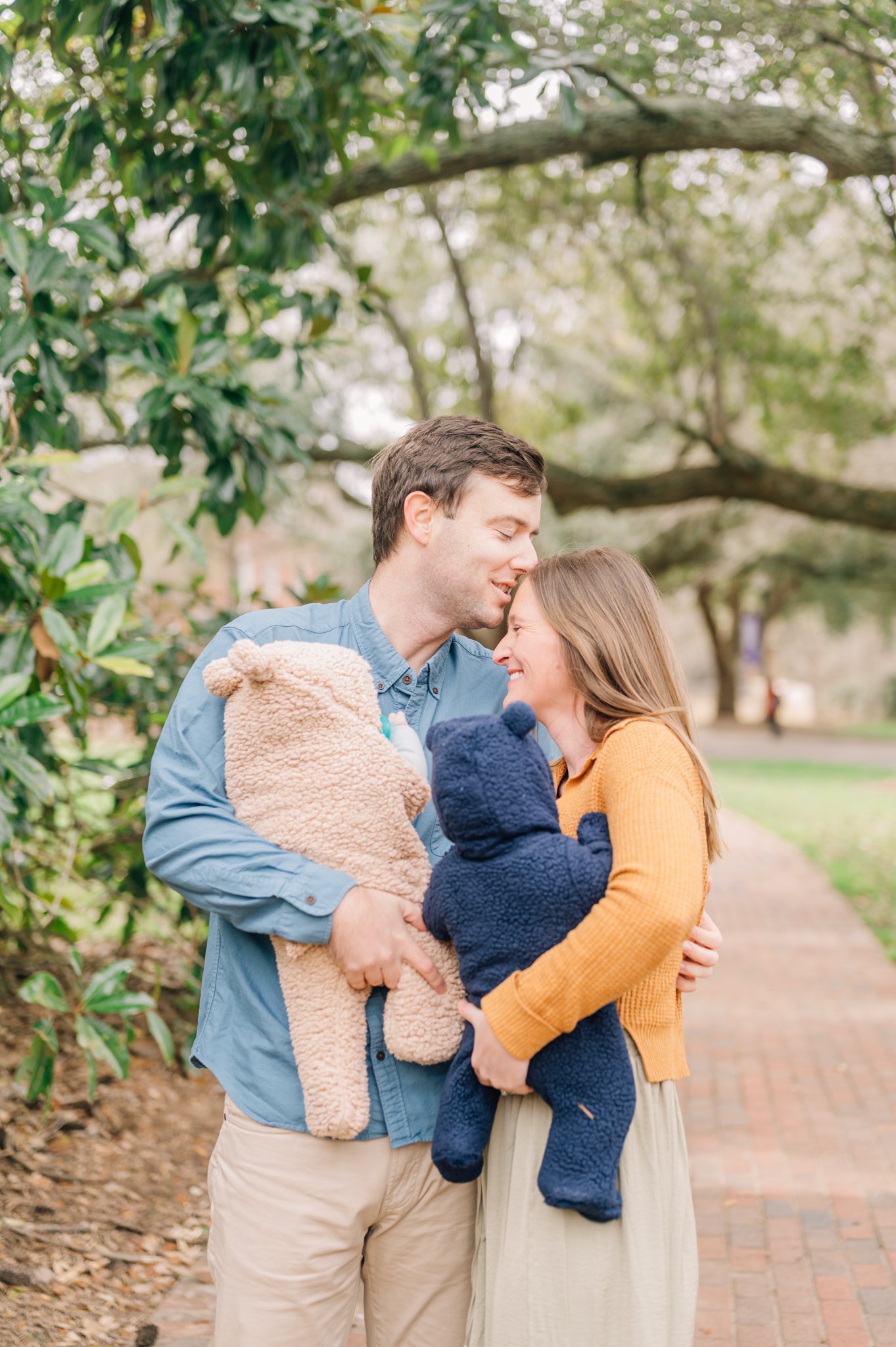 outdoor photoshoot with newborn twins-5613.jpg