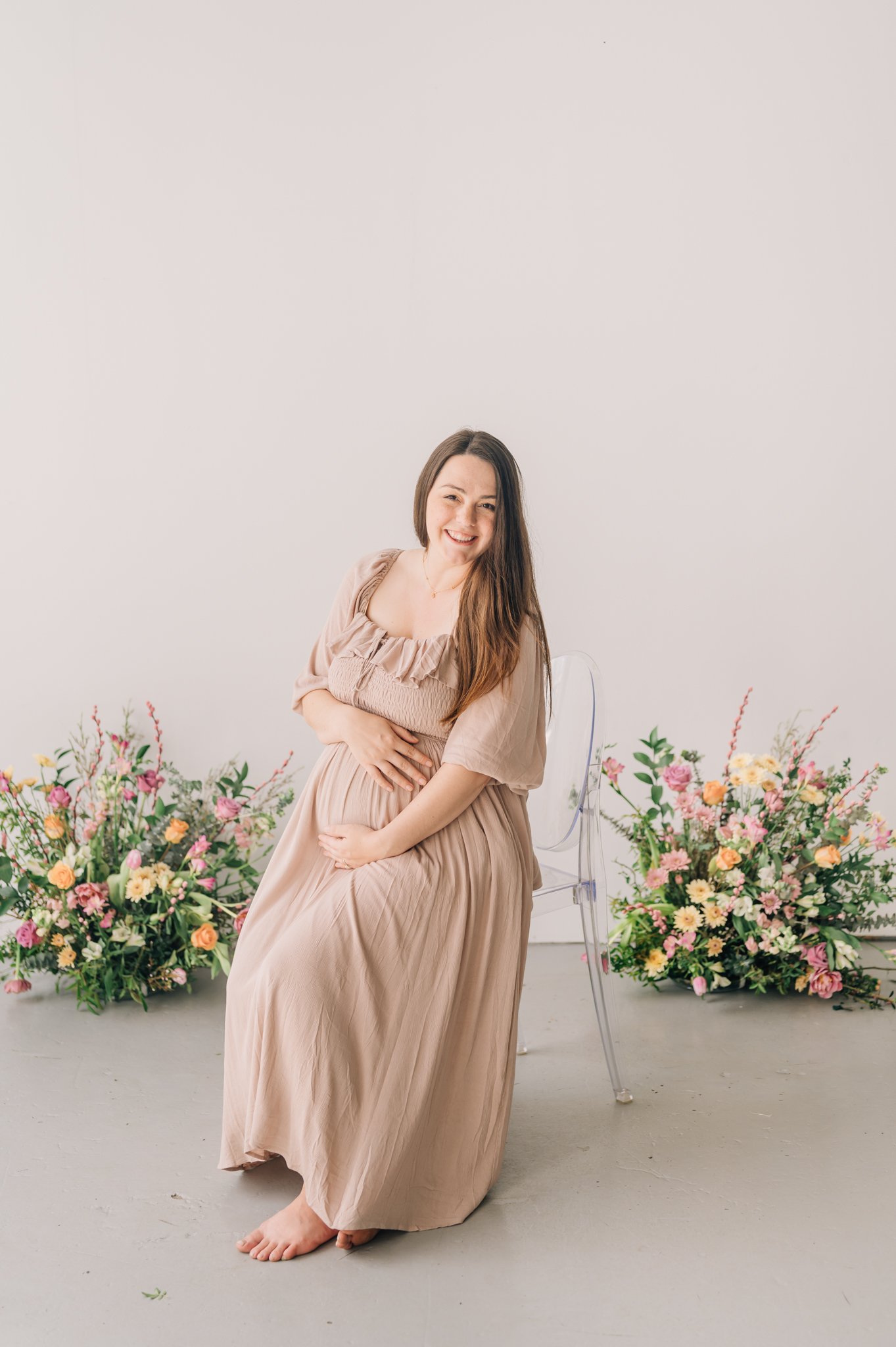 studio mommy and me maternity photos in Greenville, South Carolina-1962.jpg