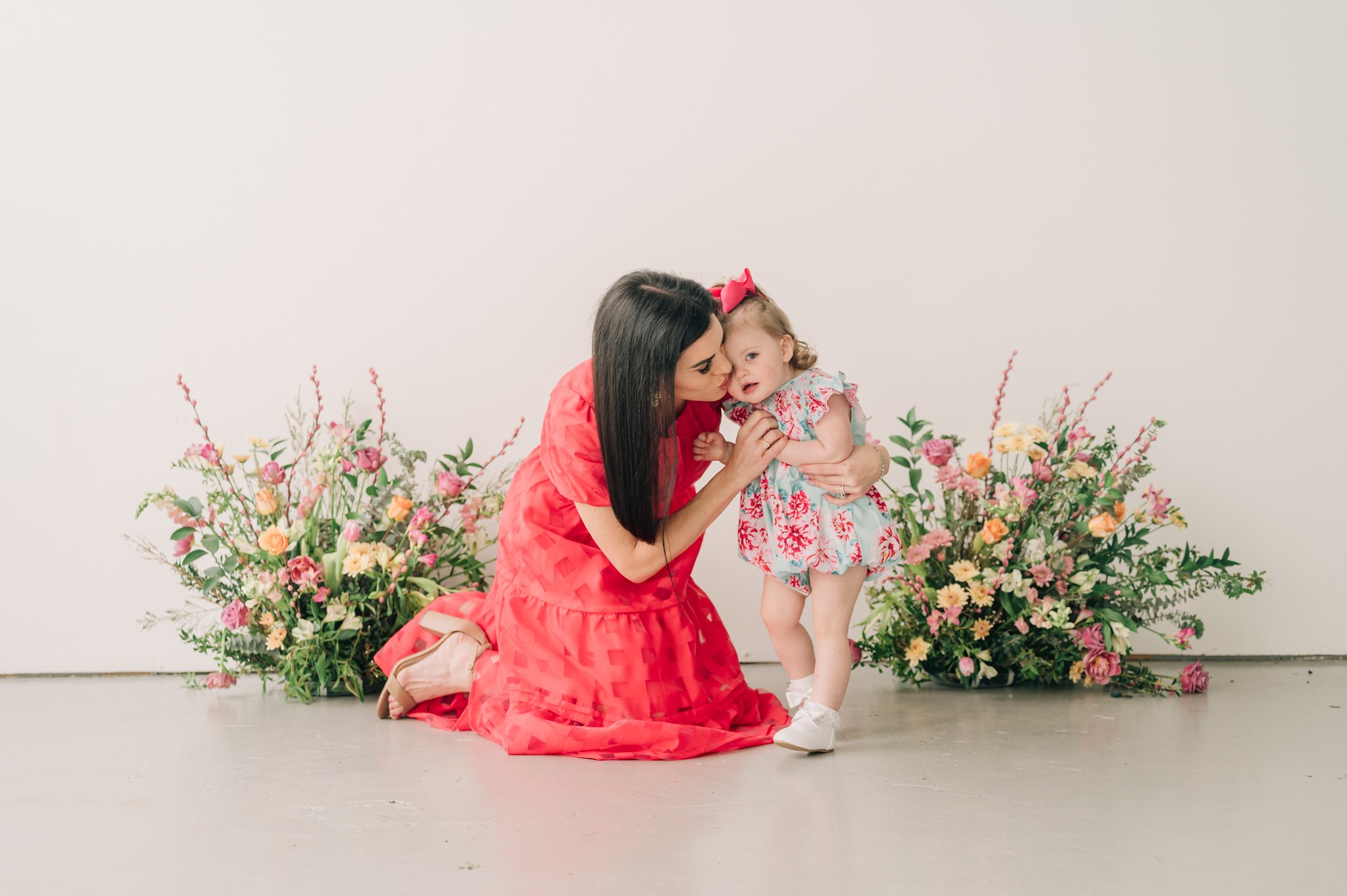 spring studio mommy and me photos in Greenville, South Carolina-3417.jpg