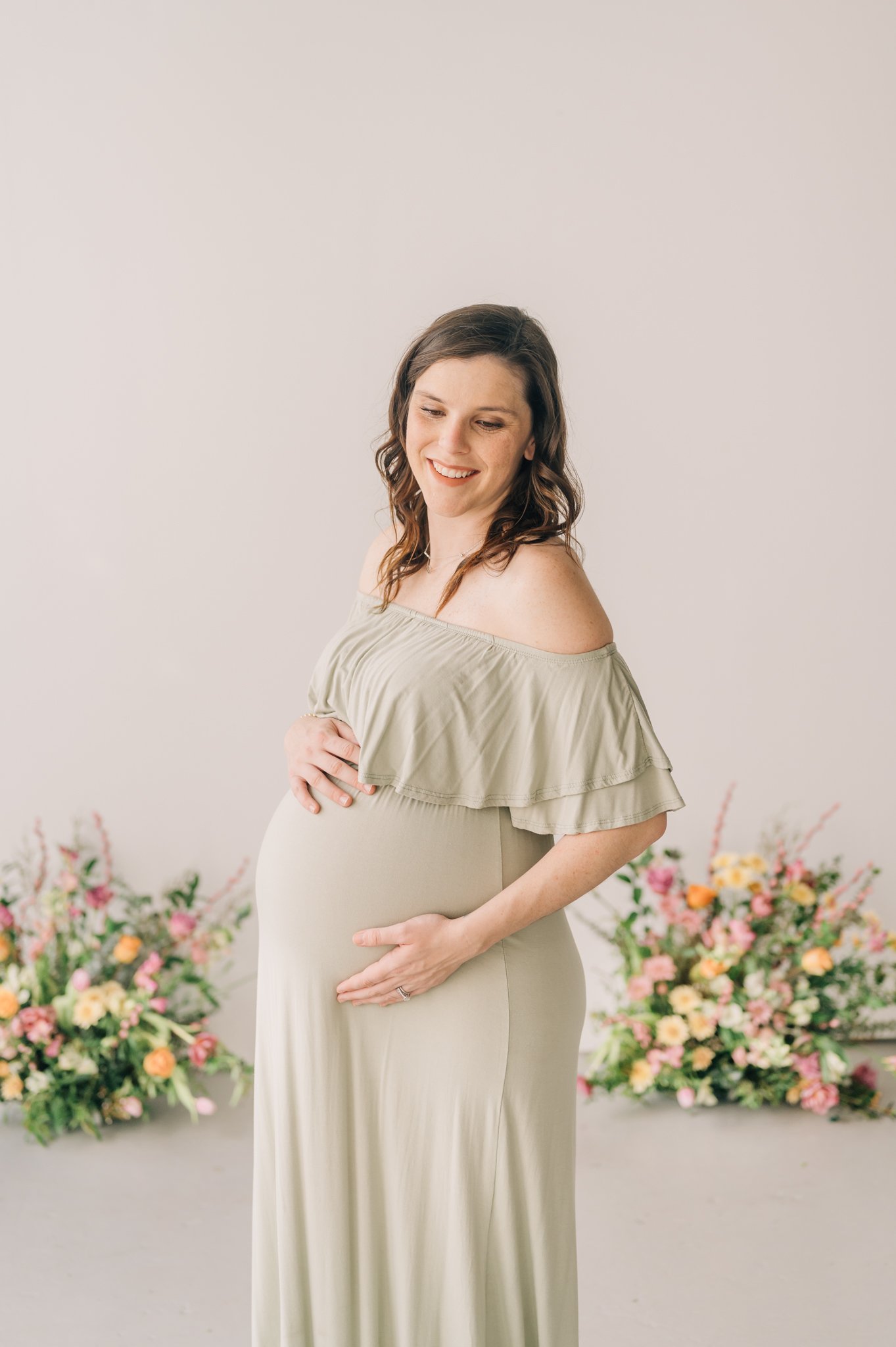 studio maternity photos in Greenville, South Carolina-4820.jpg