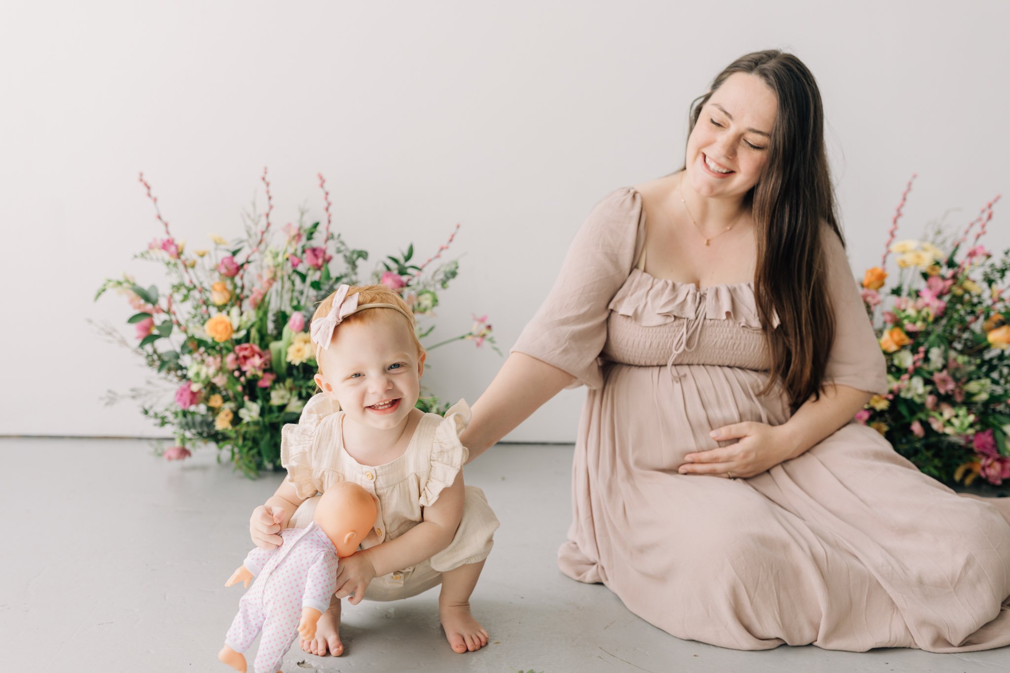 studio family maternity photos with flowers in Greenville, South Carolina-0744.jpg