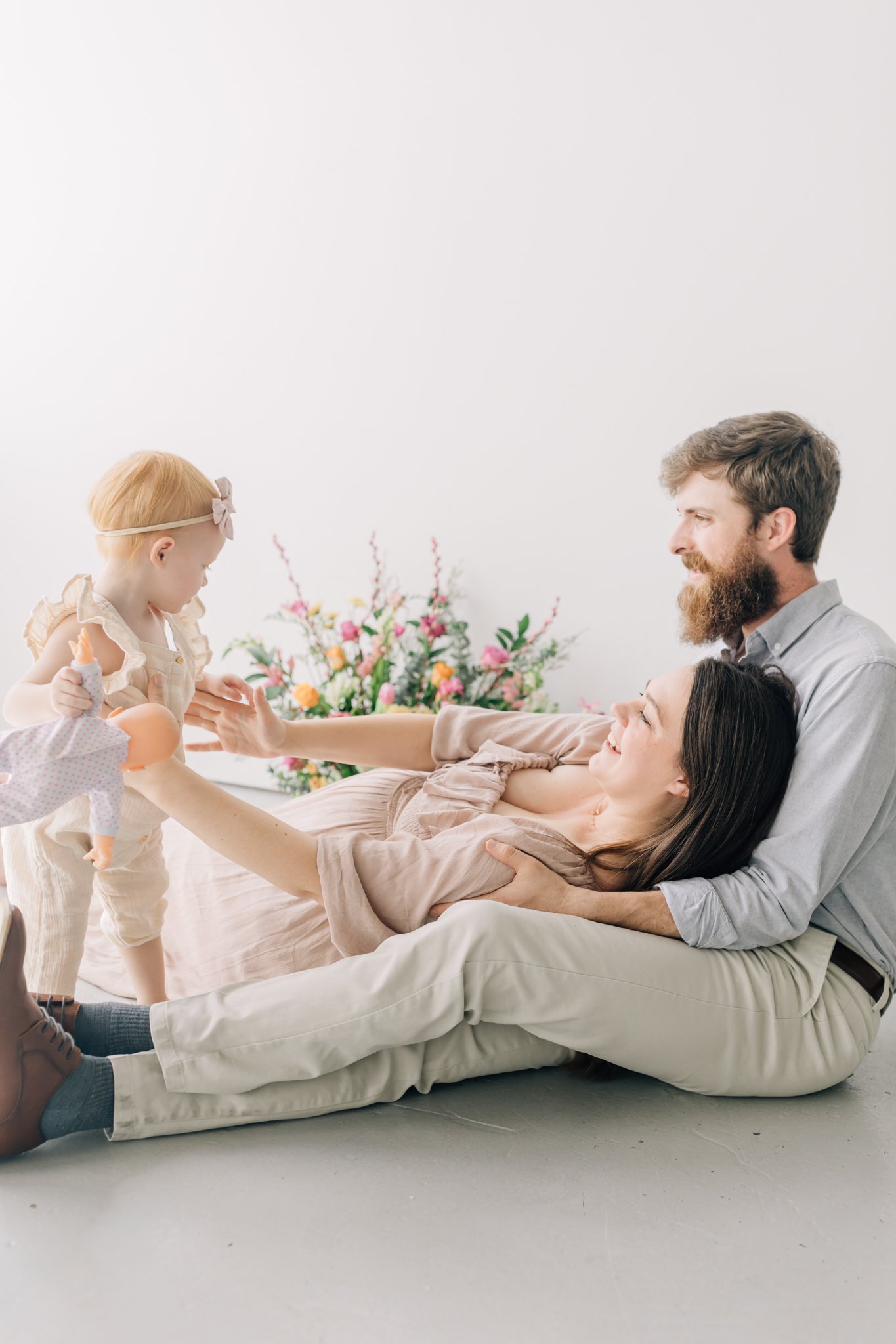 studio family maternity photos with flowers in Greenville, South Carolina-0789.jpg
