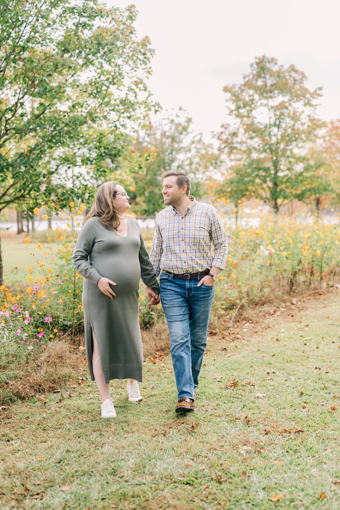 Fall Maternity Photos In Greenville Sc