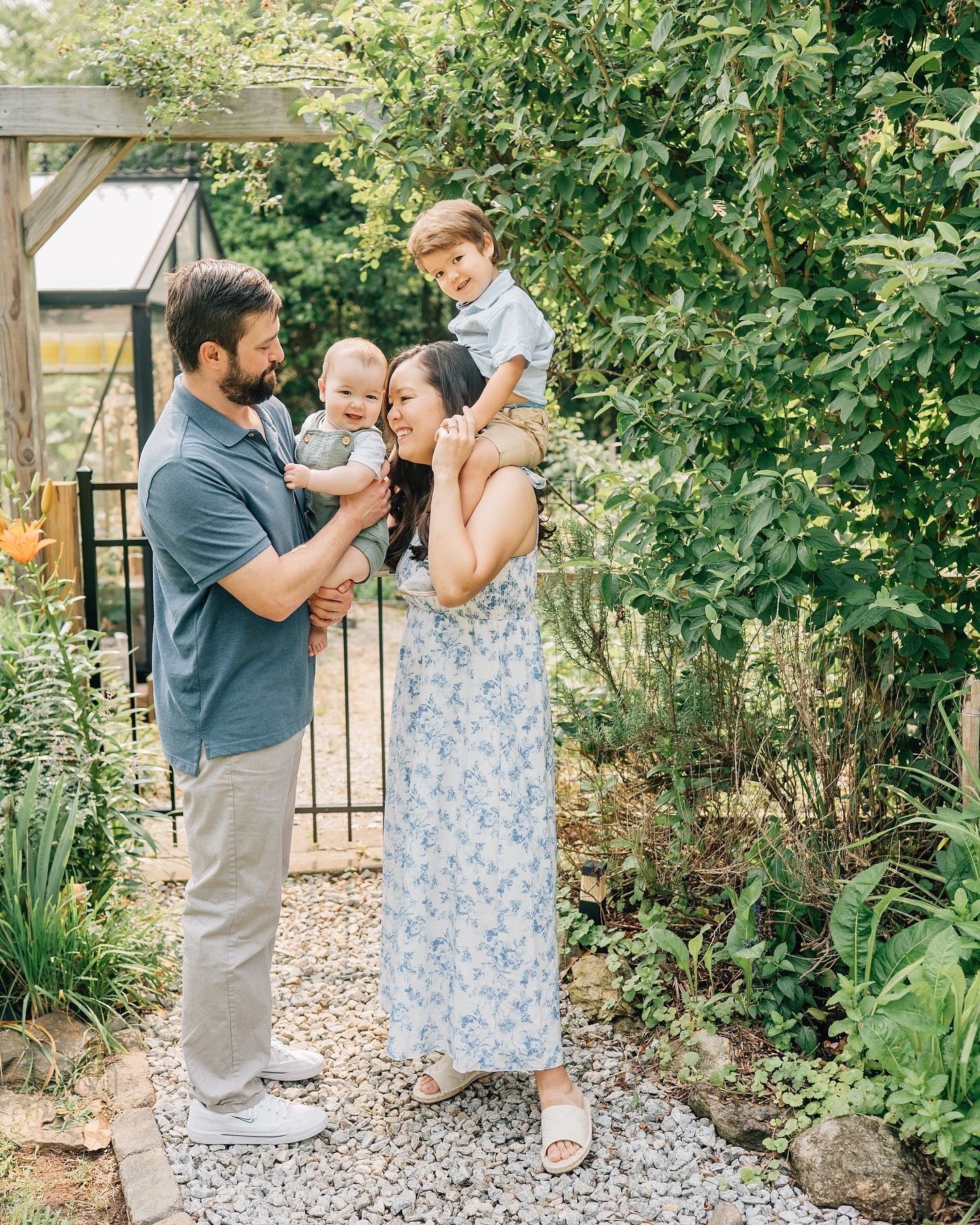 This was my SEVENTH session with this sweet family! I&rsquo;m so thankful for all of the families who continue inviting me back to document their lives season after season as their families grow 🥹