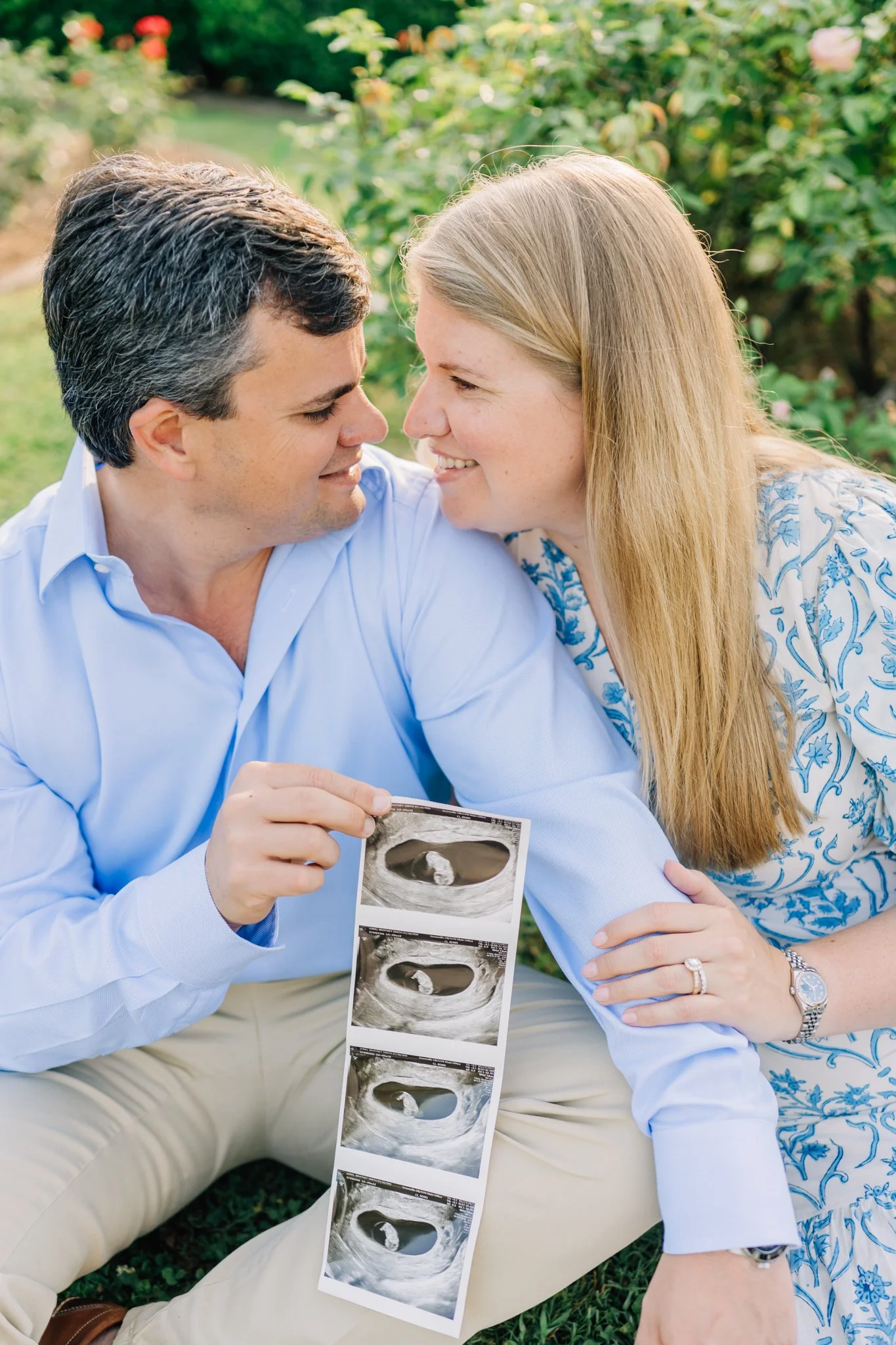 pregnancy announcement mini session photographer in greenville sc-7904.jpg