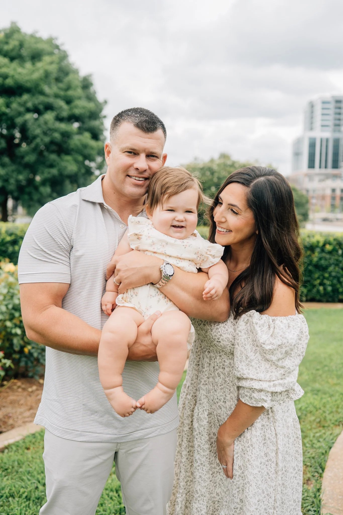Shaw Rose Garden Family Photos in Downtown Greenville